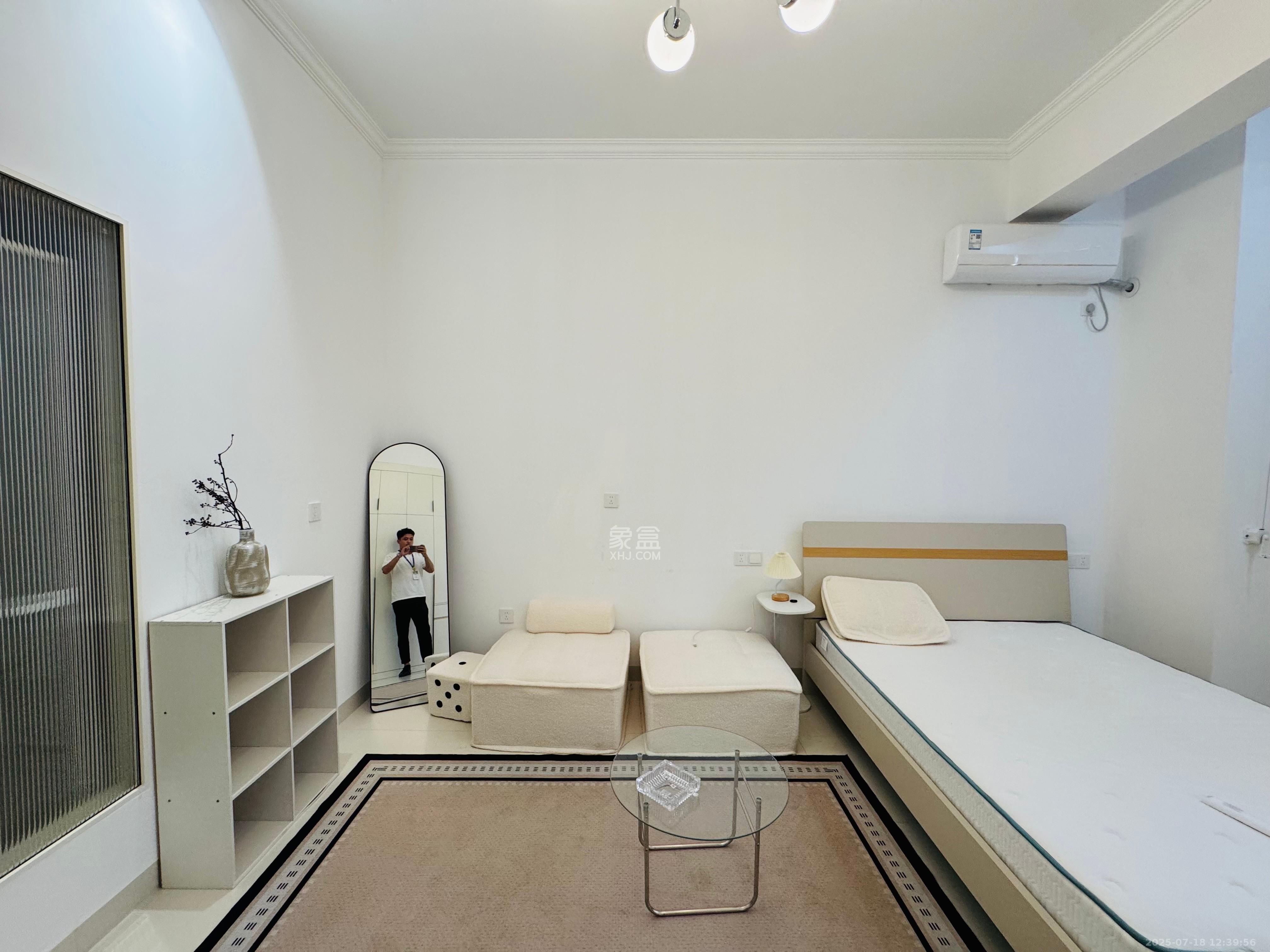 诺德滨江逸园（中铁逸园）  1室1厅1卫    2000.0元/月室内图