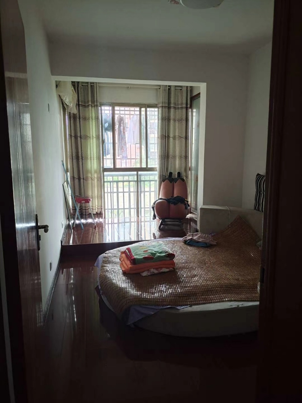 湘中园 3室2厅2卫 1600.0元/月 湘中园 3室2厅2卫 1600.0元/月室内图