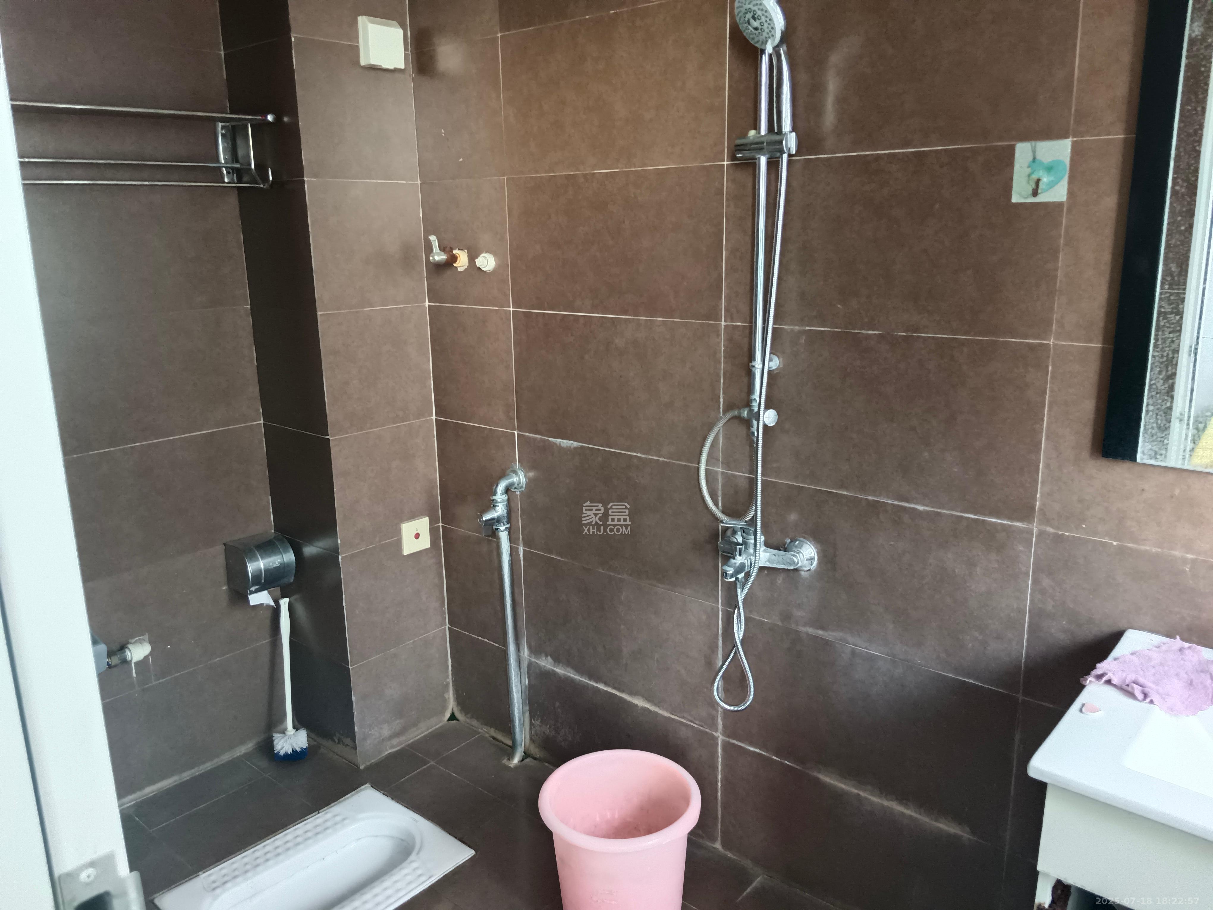 书院观邸 1室1厅1卫 2000.0元/月 书院观邸 1室1厅1卫 2000.0元/月室内图