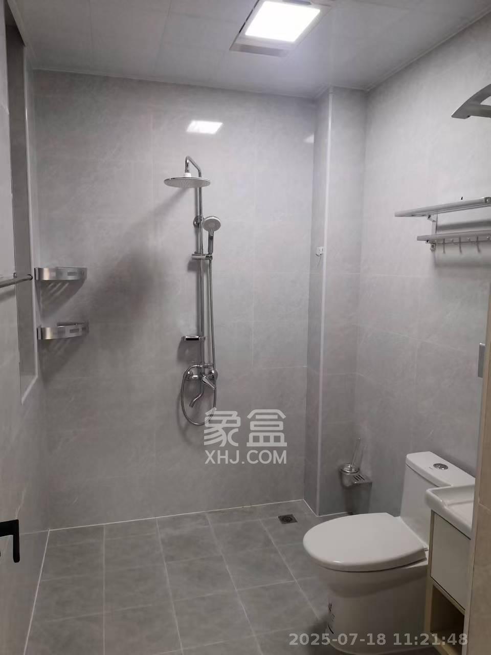 润芳园  1室2厅2卫    2300.0元/月 润芳园  1室2厅2卫    2300.0元/月