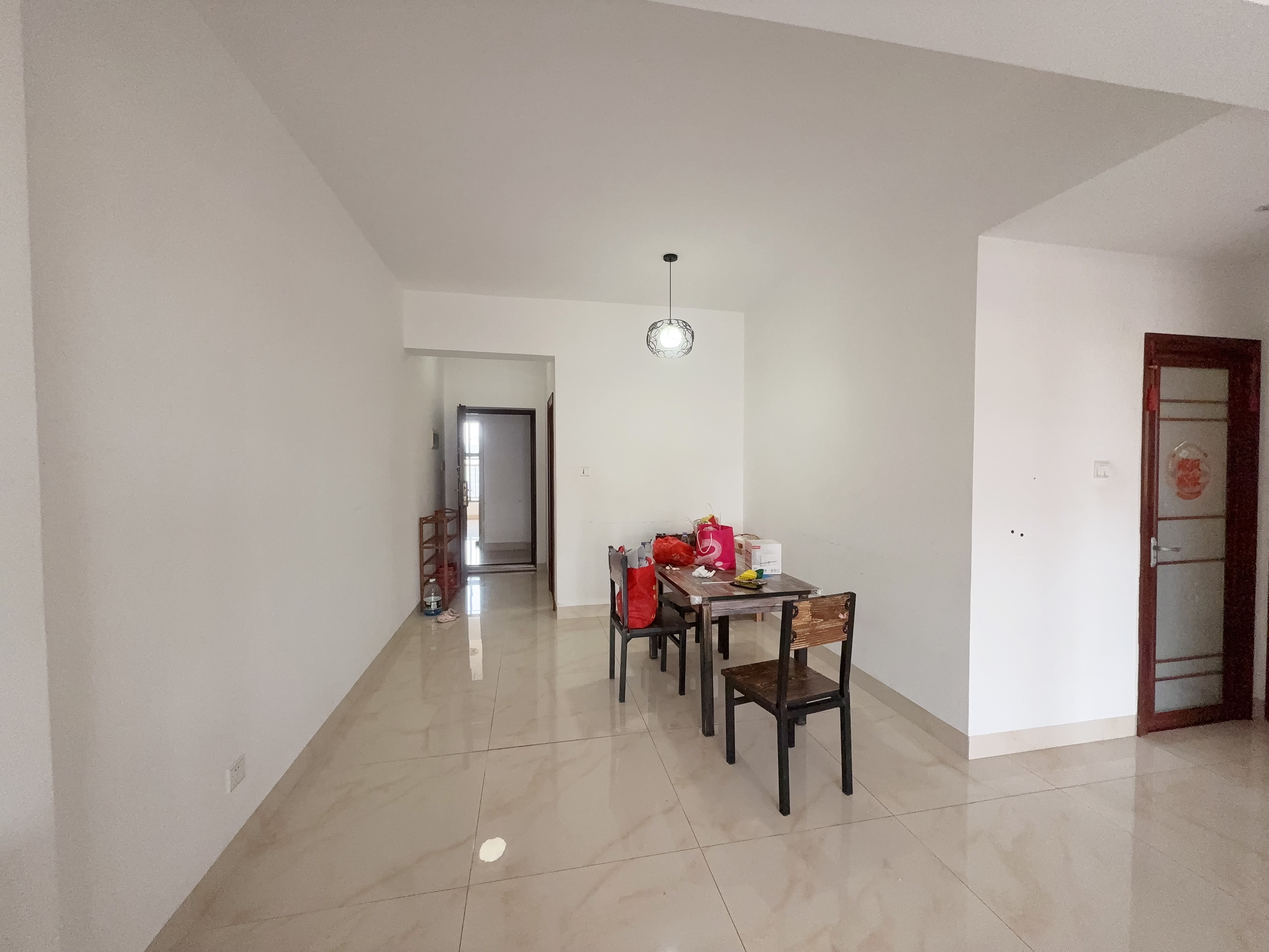 枫林雅郡 2室2厅1卫 2500.0元/月 枫林雅郡 2室2厅1卫 2500.0元/月室内图