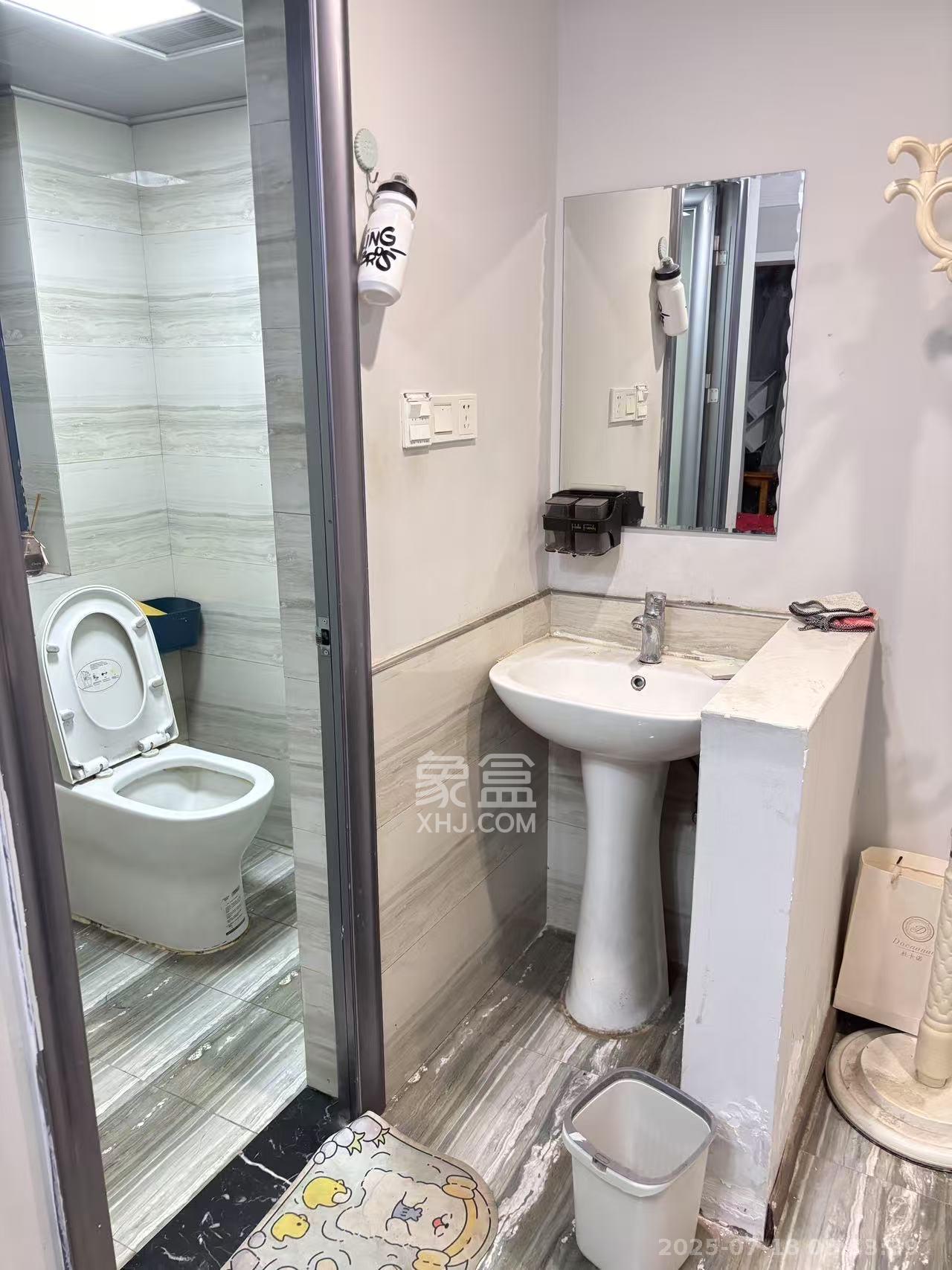 拿铁空间  1室1厅1卫    1500.0元/月室内图