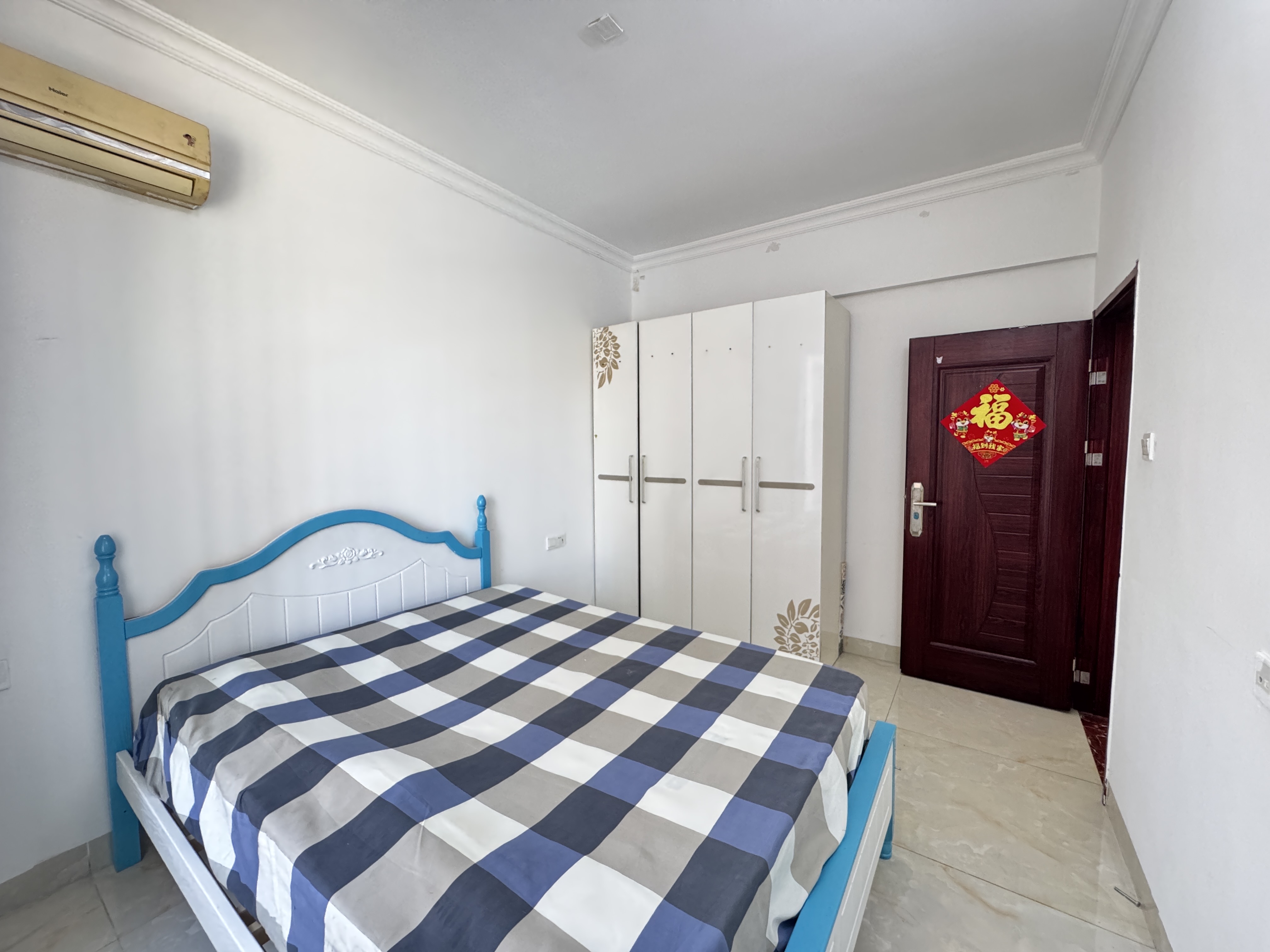 工商学院教工宿舍  3室2厅2卫    2600.0元/月 工商学院教工宿舍  3室2厅2卫    2600.0元/月室内图