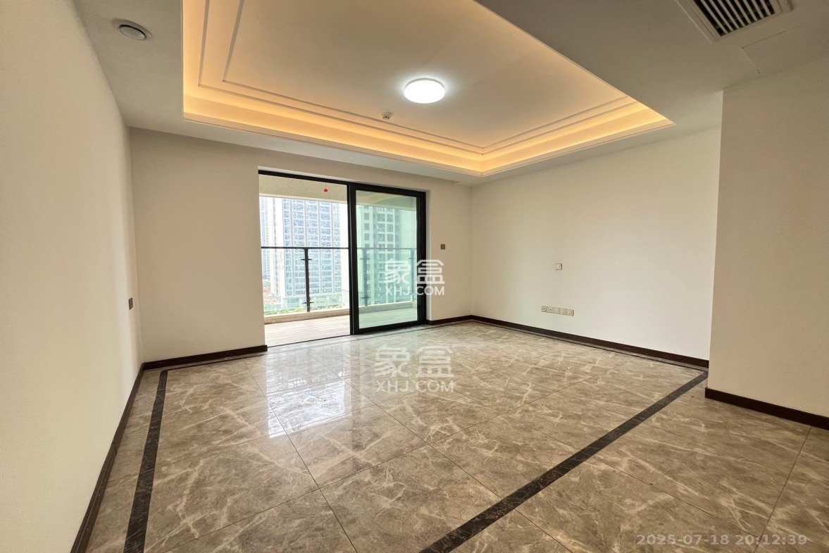 绿地长沙城际空间站(绿地新里佳苑) 1室0厅0卫 4500.0元/月 绿地长沙城际空间站(绿地新里佳苑) 1室0厅0卫 4500.0元/月室内图