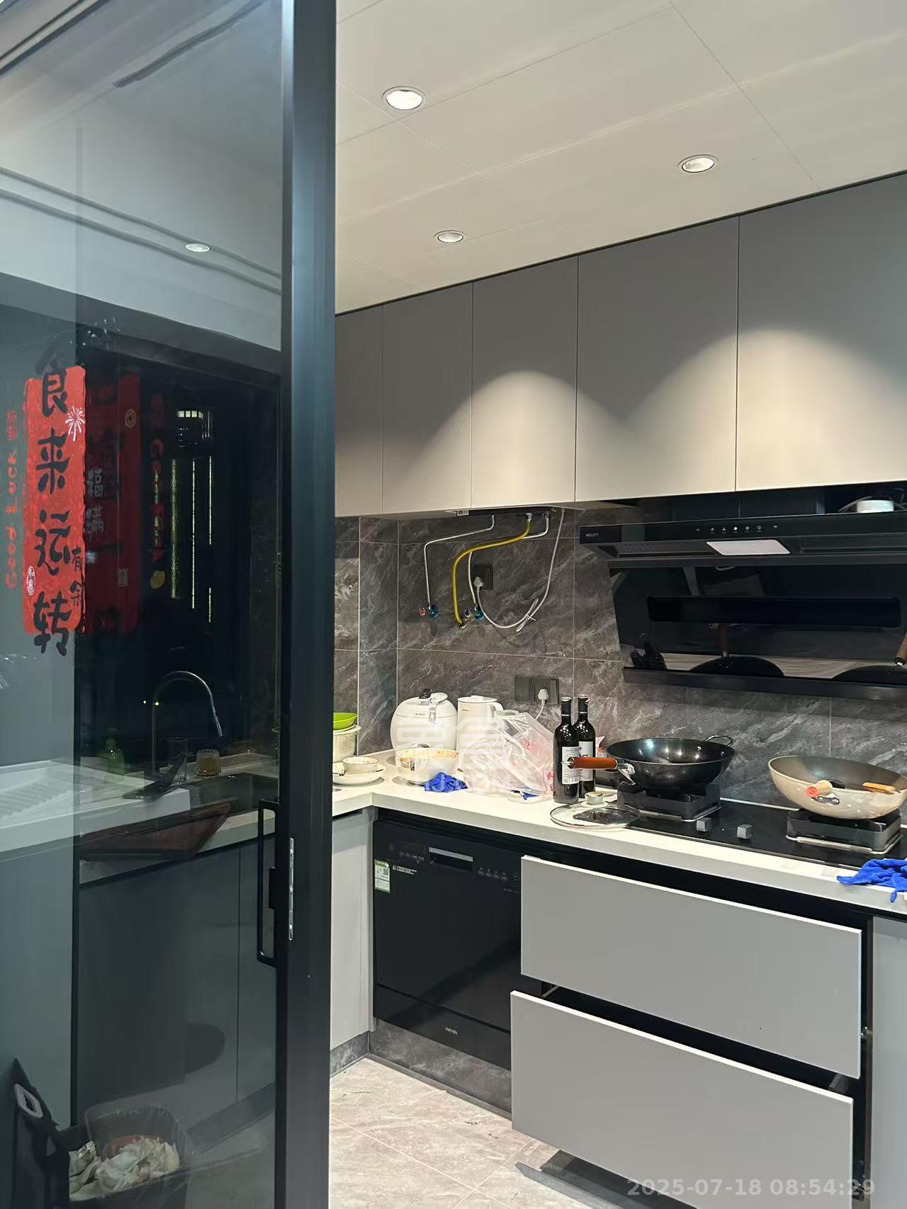 茂华国际湘 3室2厅2卫 6500.0元/月 茂华国际湘 3室2厅2卫 6500.0元/月室内图