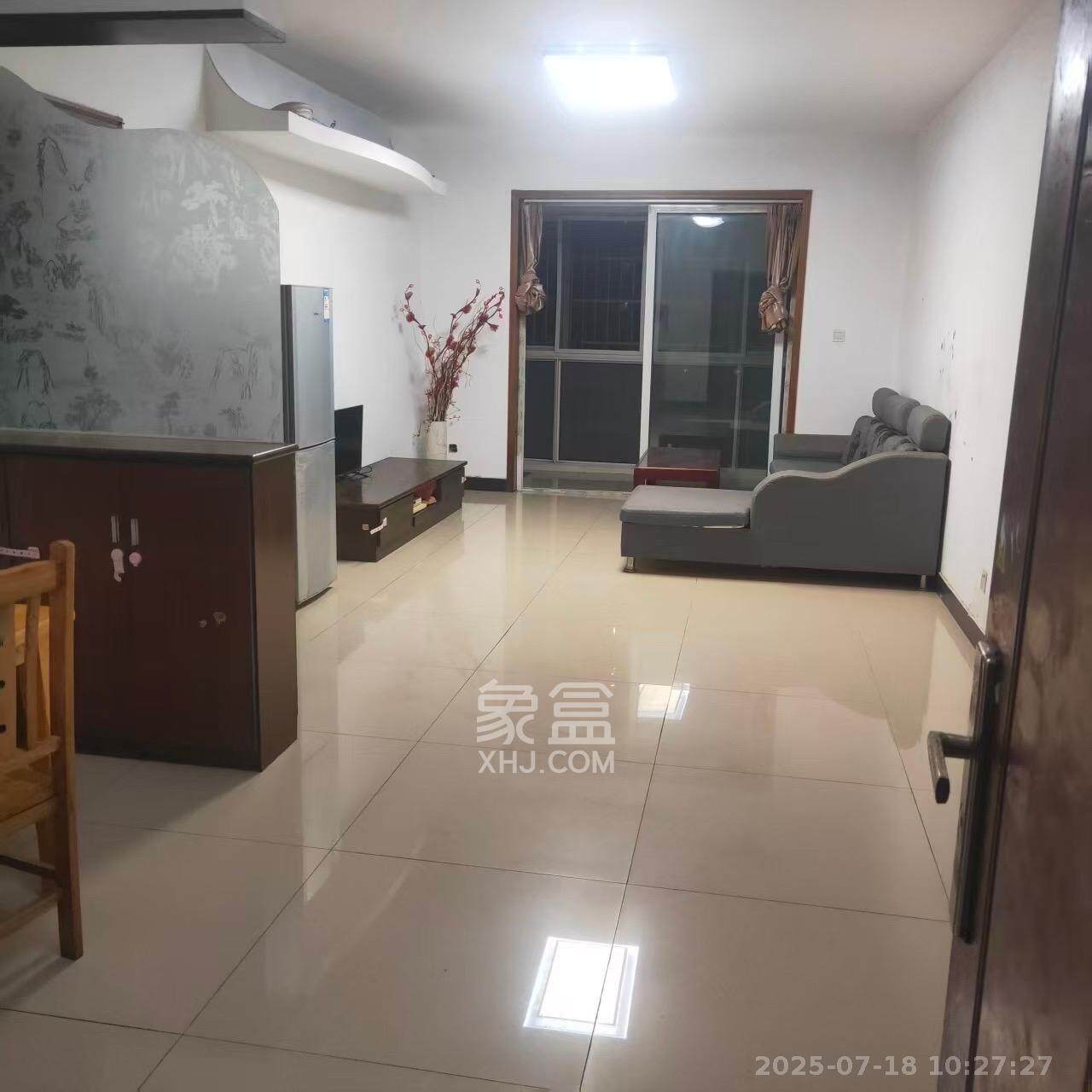 彩都公寓 2室2厅1卫 1700.0元/月 彩都公寓 2室2厅1卫 1700.0元/月室内图