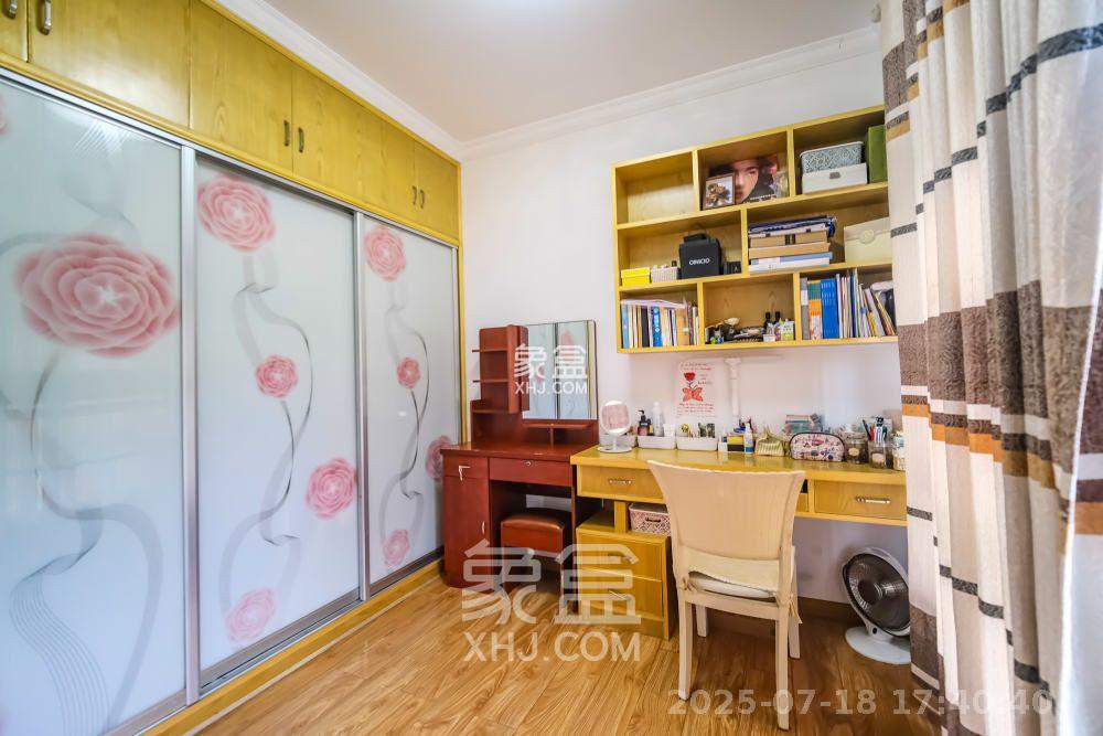 花样年华 3室2厅1卫 2200.0元/月 花样年华 3室2厅1卫 2200.0元/月室内图