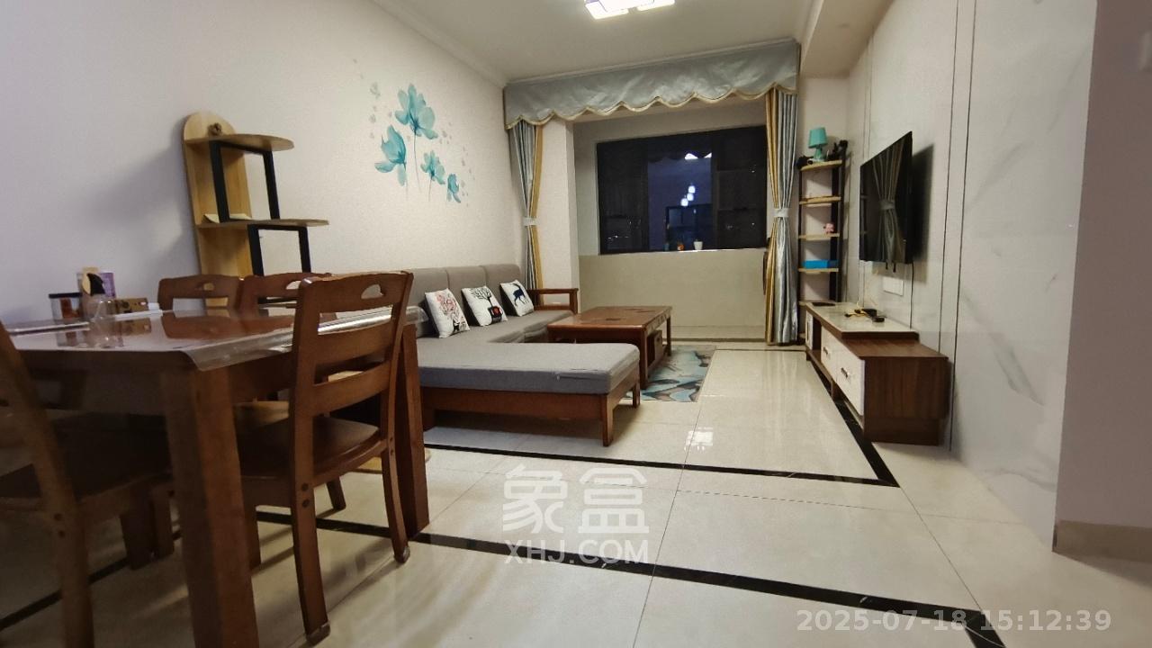 中国铁建梅溪青秀二期  3室2厅2卫   3000.00元/月室内图