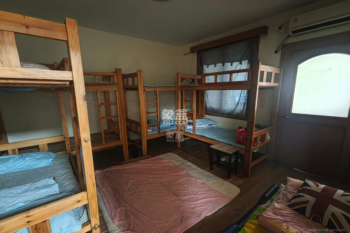 水泵厂宿舍  2室2厅1卫    1800.0元/月 水泵厂宿舍  2室2厅1卫    1800.0元/月室内图