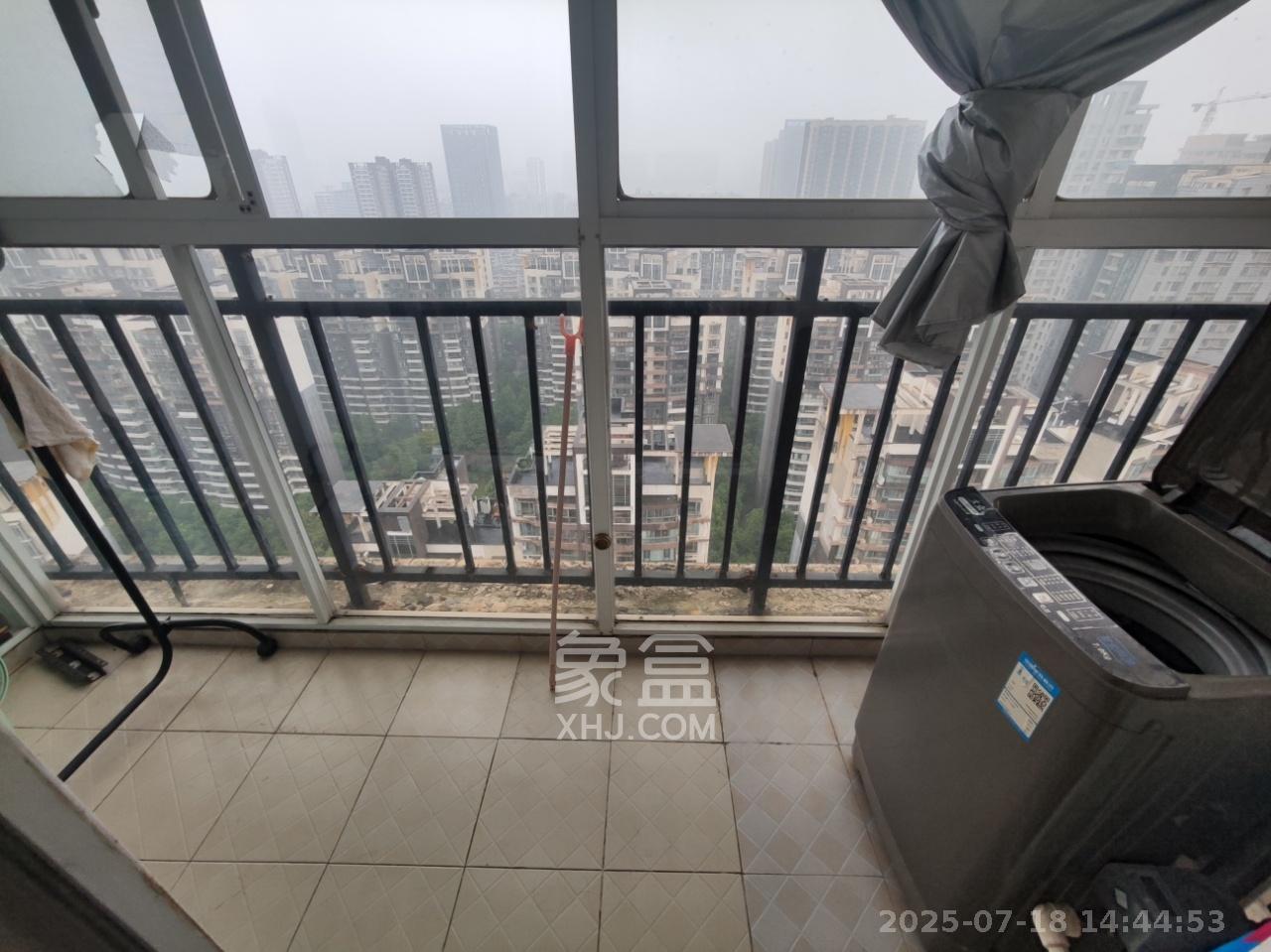 上河国际C区  1室1厅1卫    1500.0元/月 上河国际C区  1室1厅1卫    1500.0元/月室内图