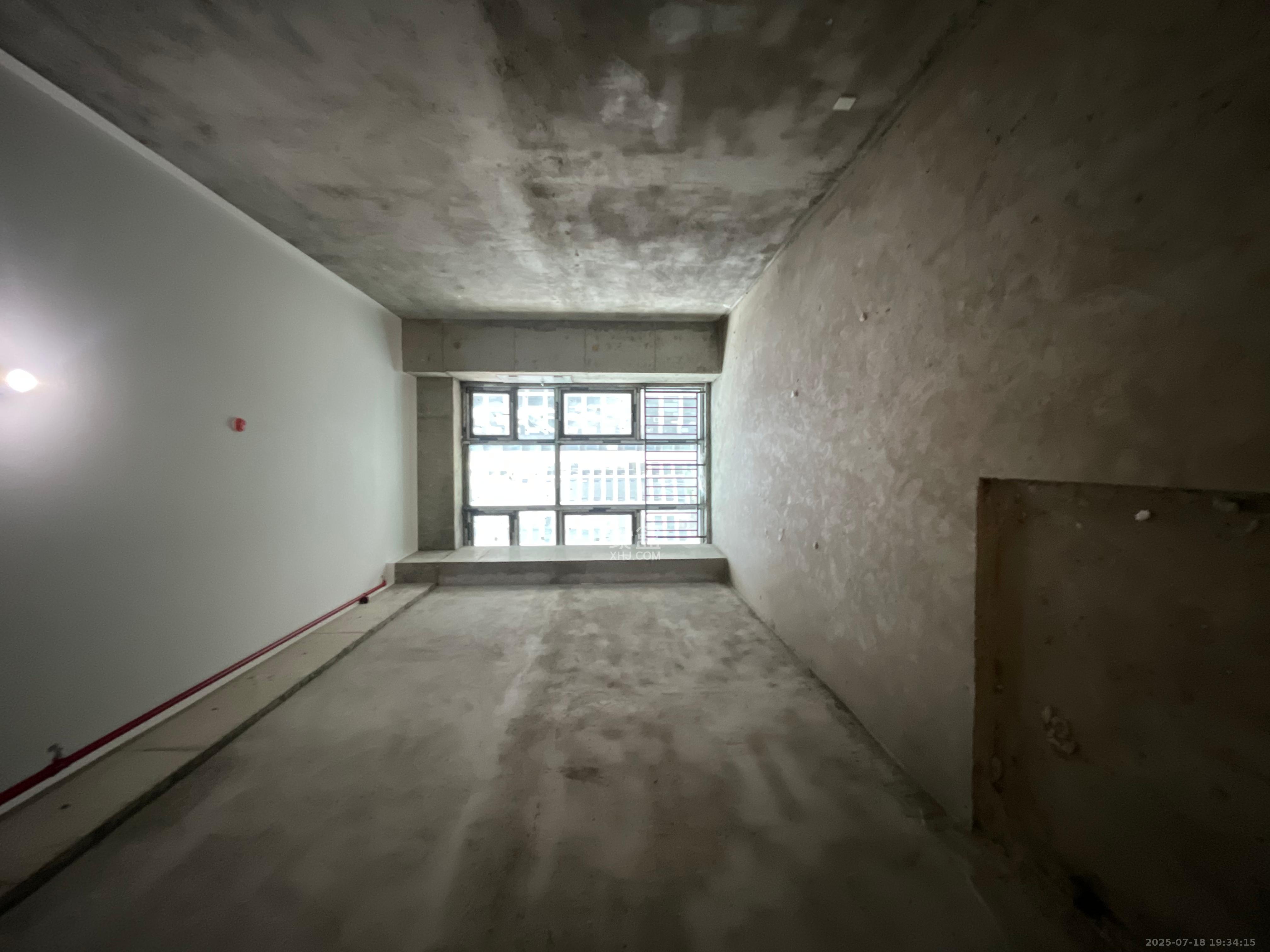 绿地V岛  1室1厅1卫    1100.0元/月 绿地V岛  1室1厅1卫    1100.0元/月室内图