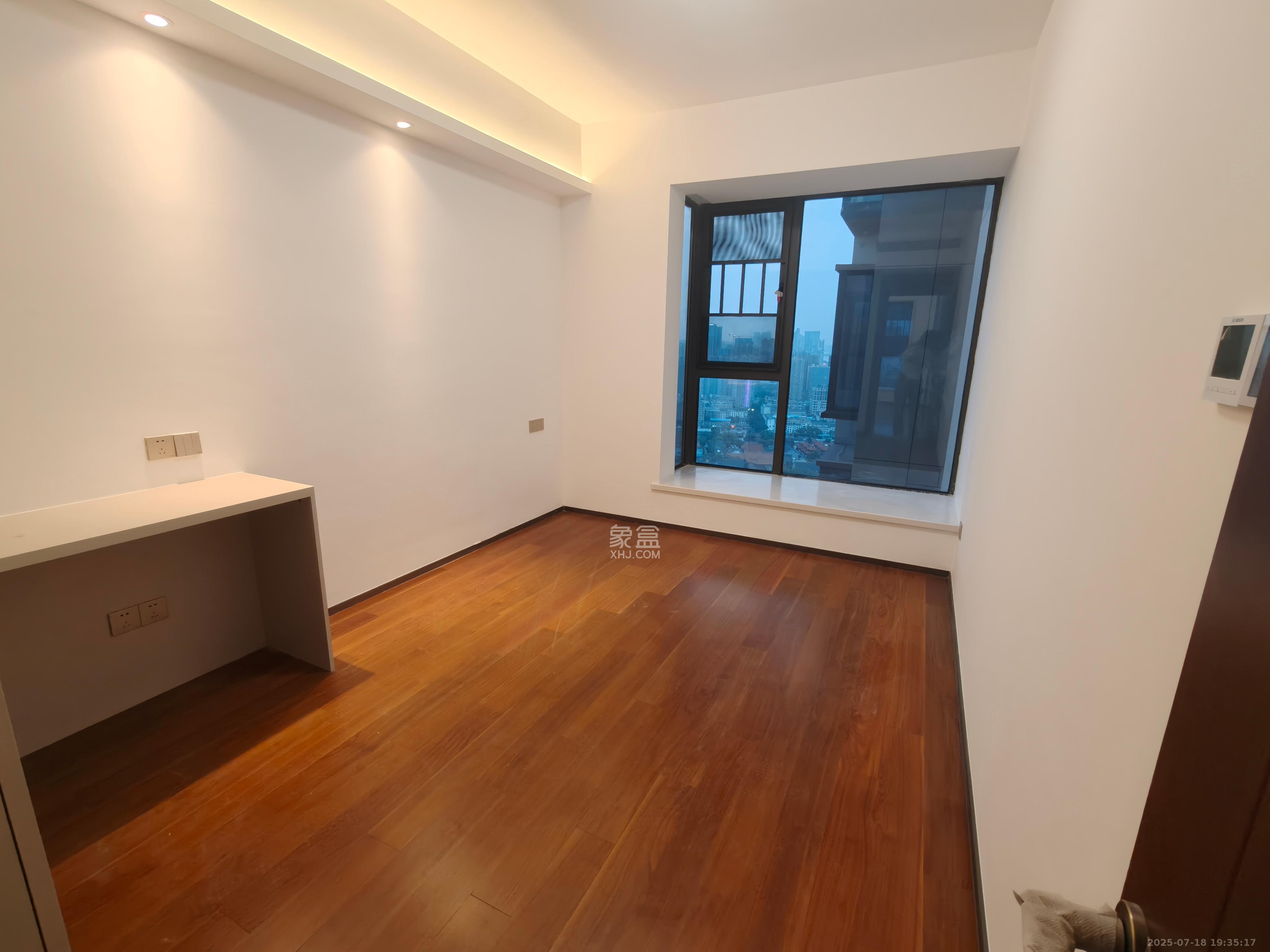 北辰瀚江府 4室2厅2卫 11500.0元/月 北辰瀚江府 4室2厅2卫 11500.0元/月室内图