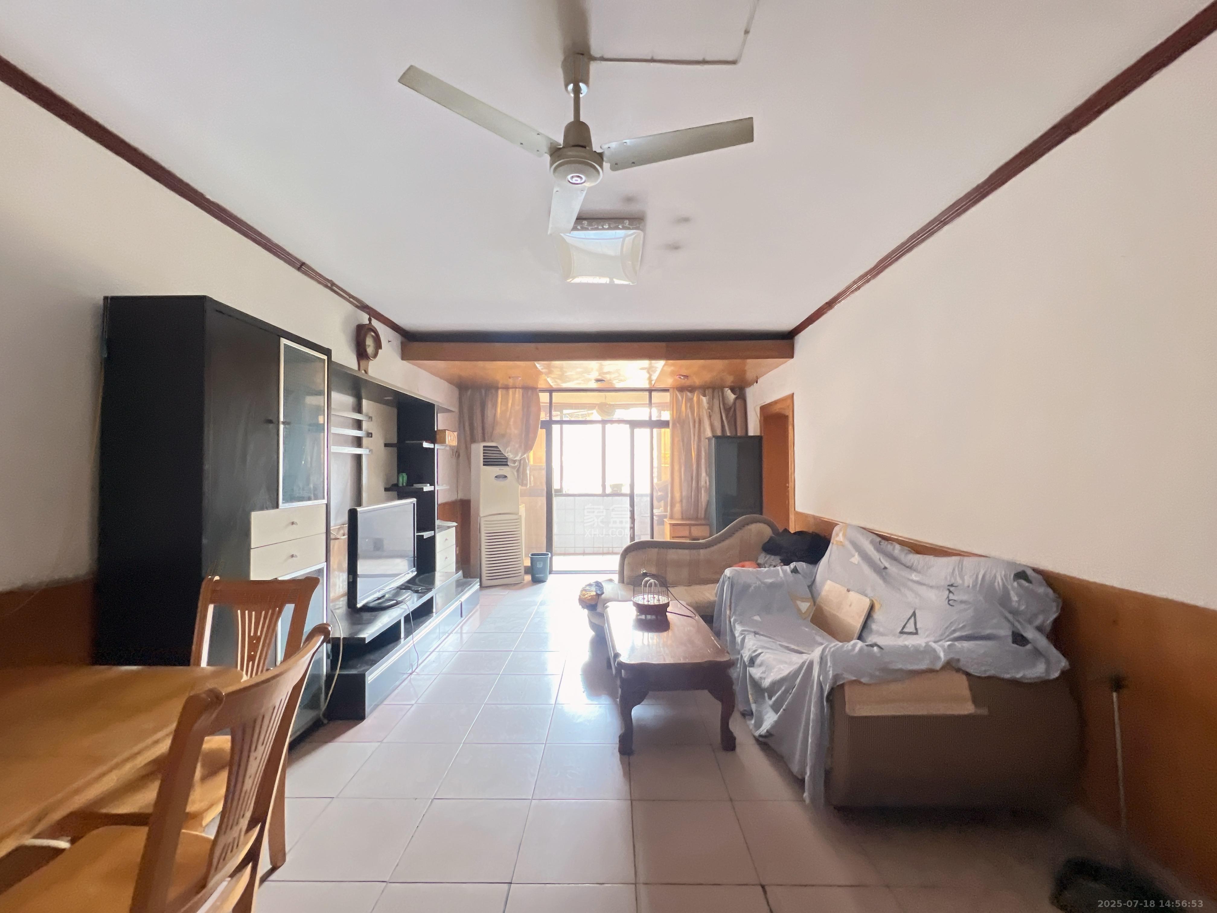 便河边社区 2室2厅1卫 1600.0元/月 便河边社区 2室2厅1卫 1600.0元/月室内图