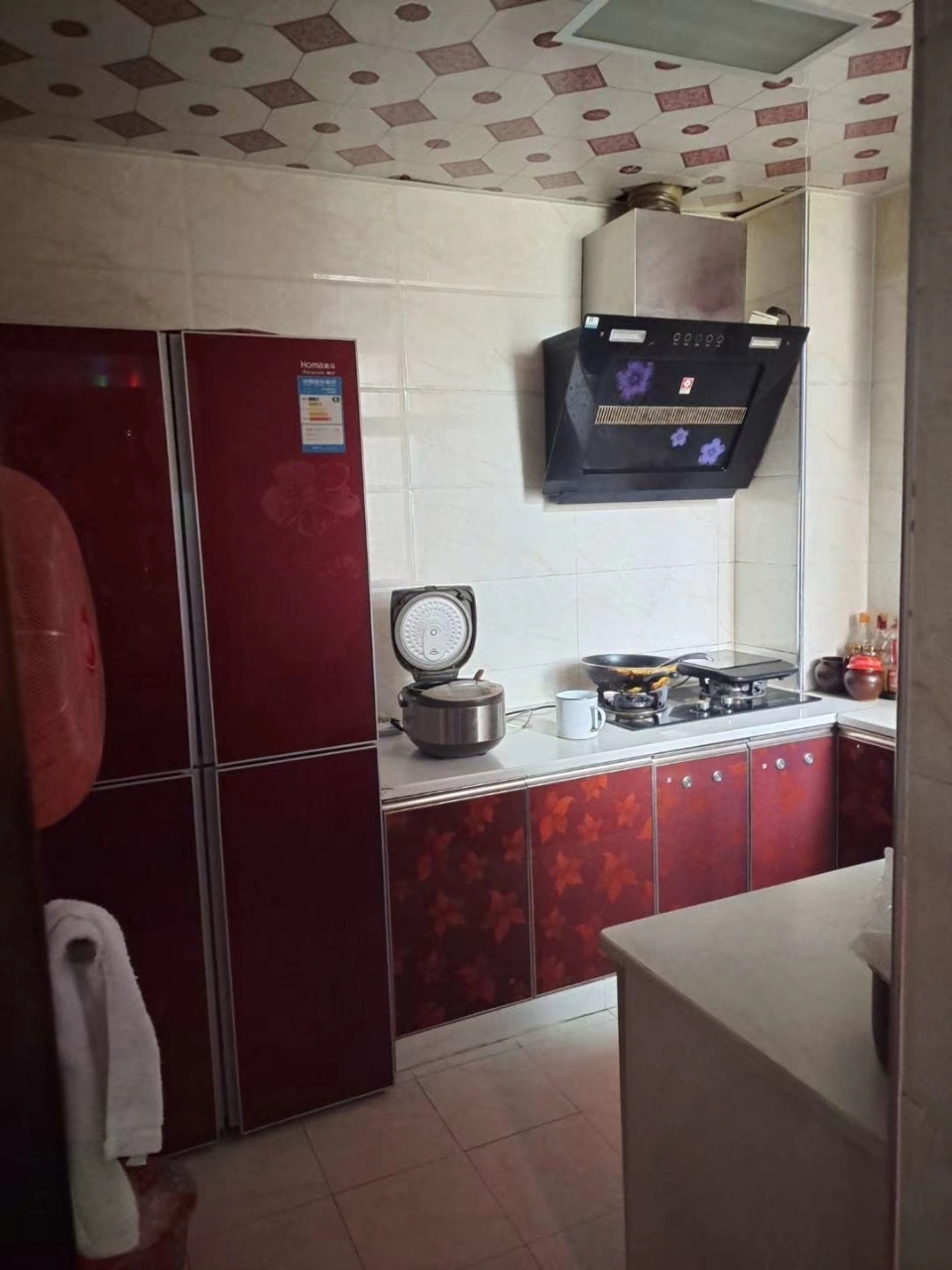 湘中园 3室2厅2卫 1600.0元/月 湘中园 3室2厅2卫 1600.0元/月室内图