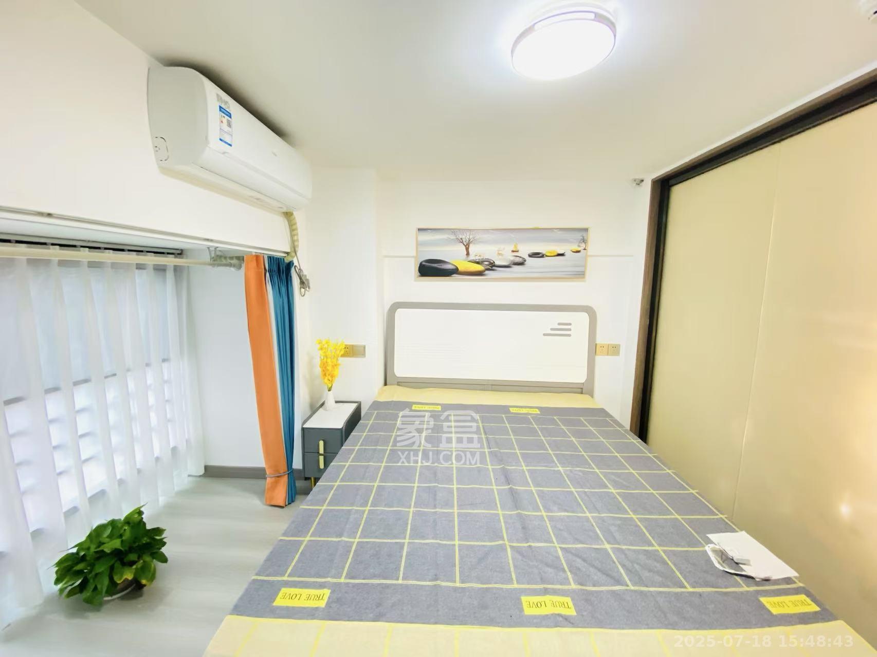 龙湖铂金岛  1室0厅0卫   2300.00元/月室内图