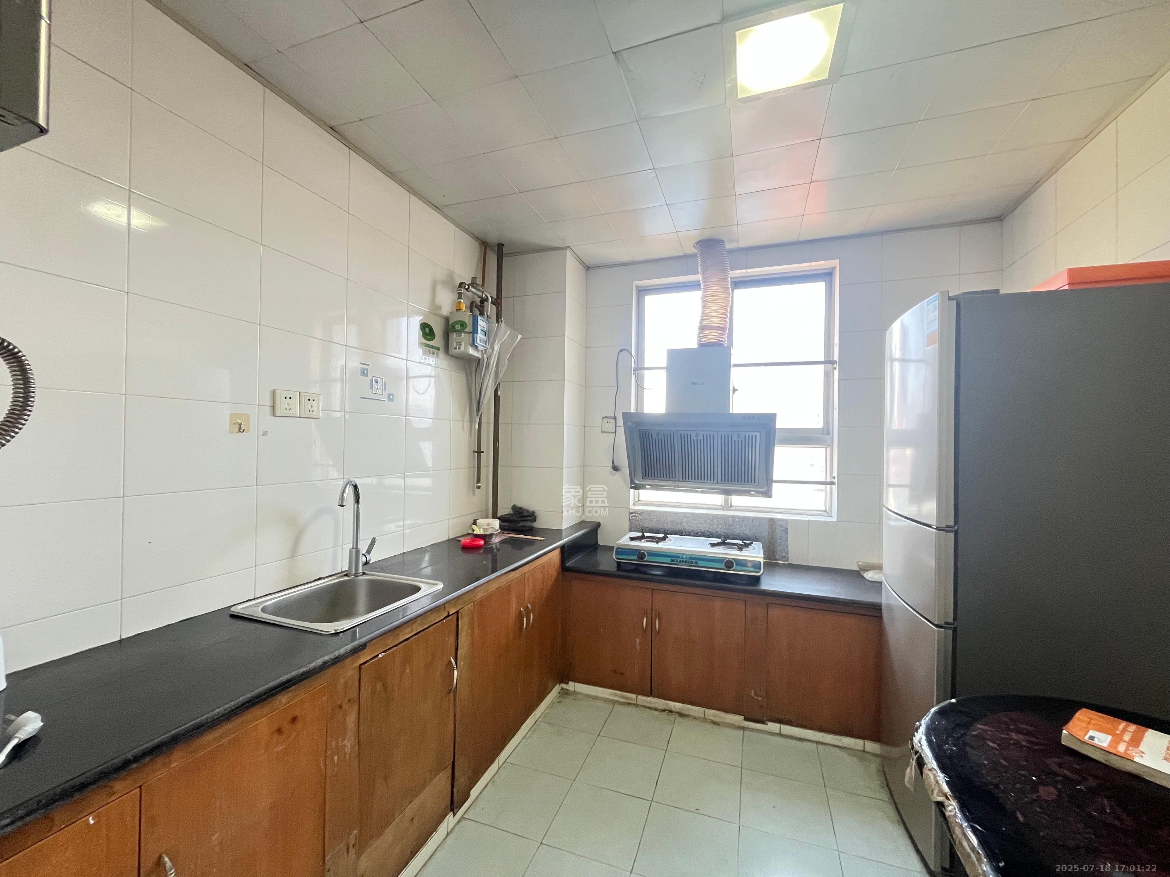 活力康城  3室2厅1卫    3000.0元/月 活力康城  3室2厅1卫    3000.0元/月室内图