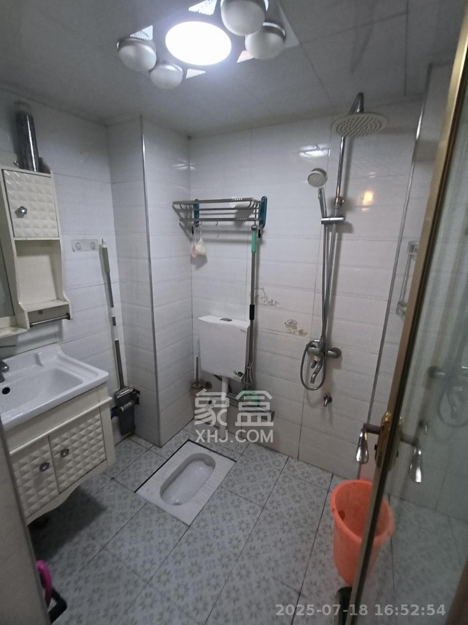 巢之恋  1室1厅1卫   1500.00元/月室内图