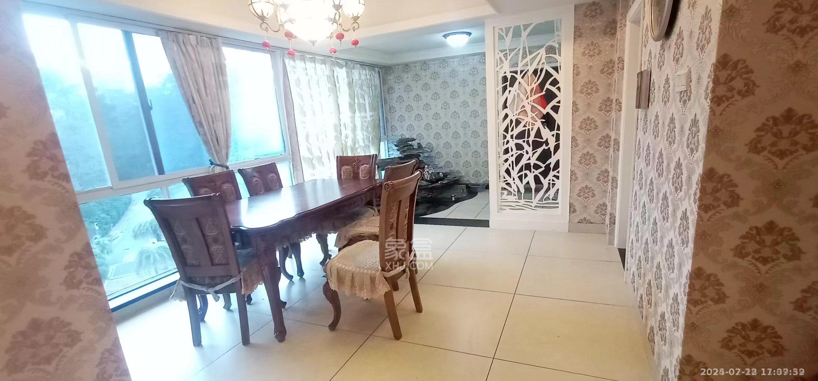 山水国际 4室2厅2卫 2600.0元/月 山水国际 4室2厅2卫 2600.0元/月室内图