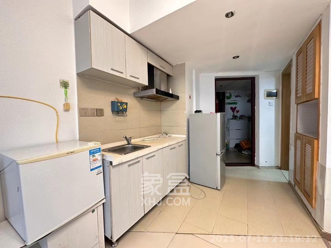 德庆水韵山城 1室1厅1卫 1200.0元/月 德庆水韵山城 1室1厅1卫 1200.0元/月室内图