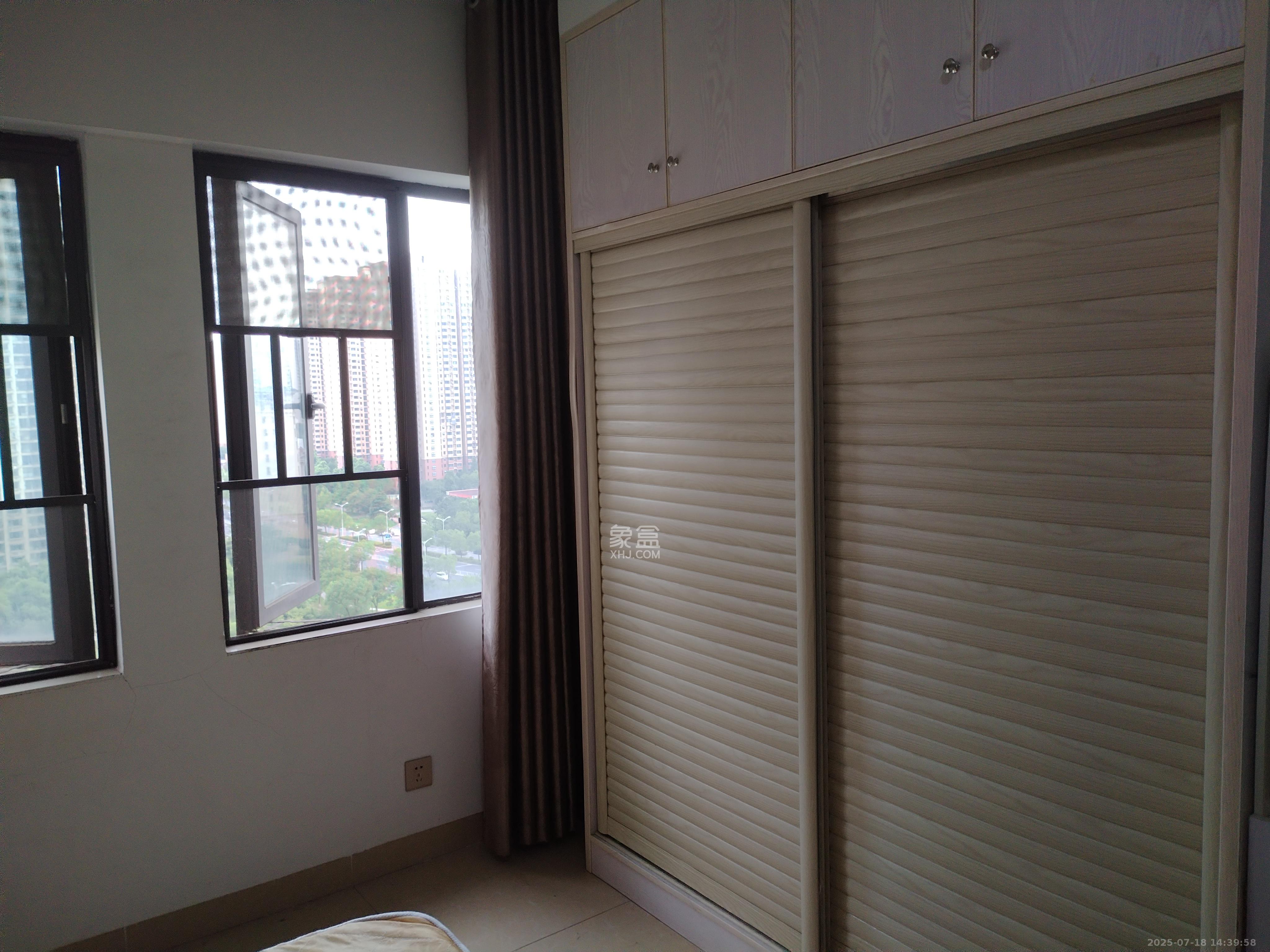 钰龙天下二期(钰龙佳园) 1室0厅1卫 1300.0元/月 钰龙天下二期(钰龙佳园) 1室0厅1卫 1300.0元/月室内图