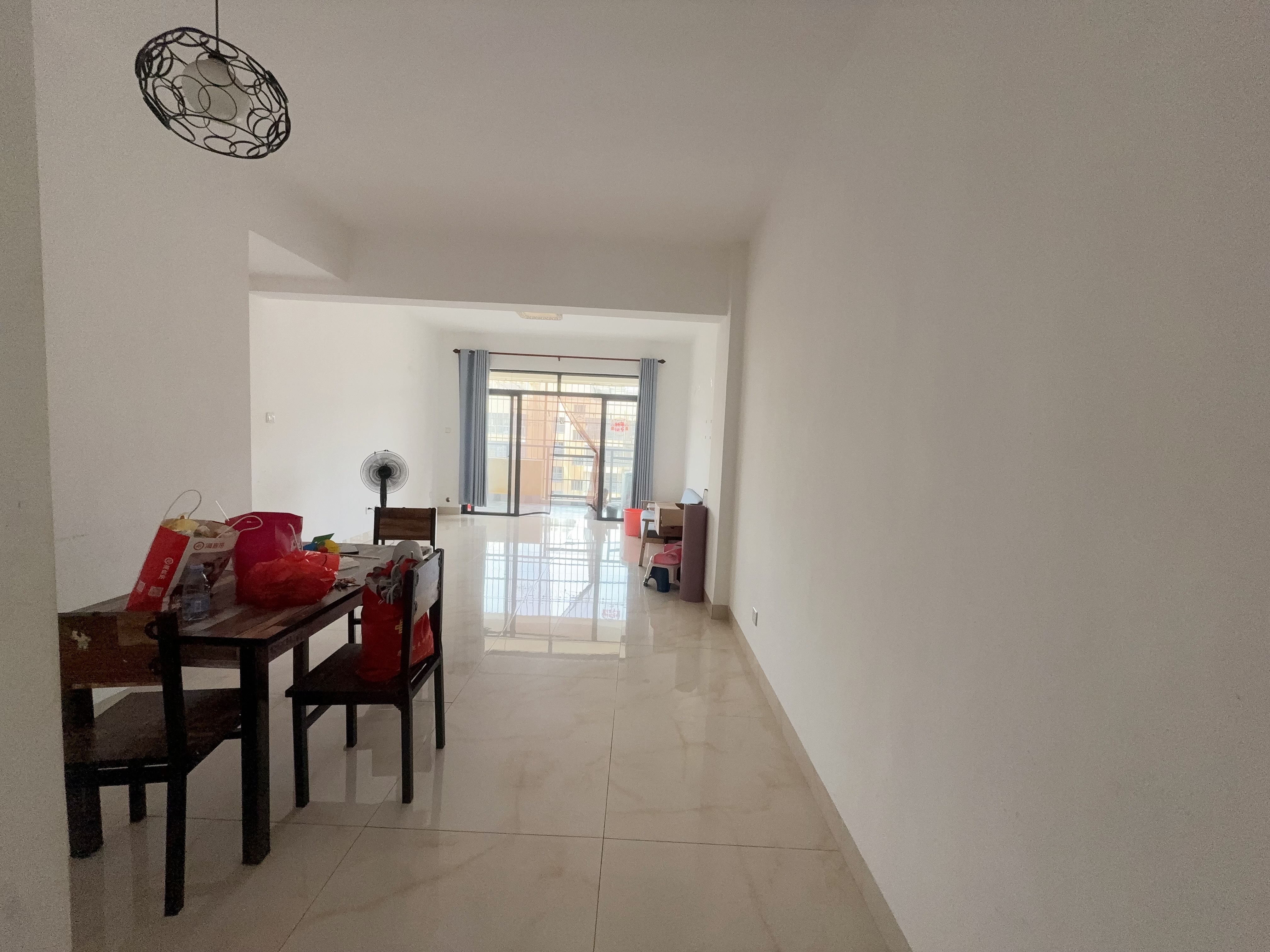 枫林雅郡 2室2厅1卫 2500.0元/月 枫林雅郡 2室2厅1卫 2500.0元/月室内图