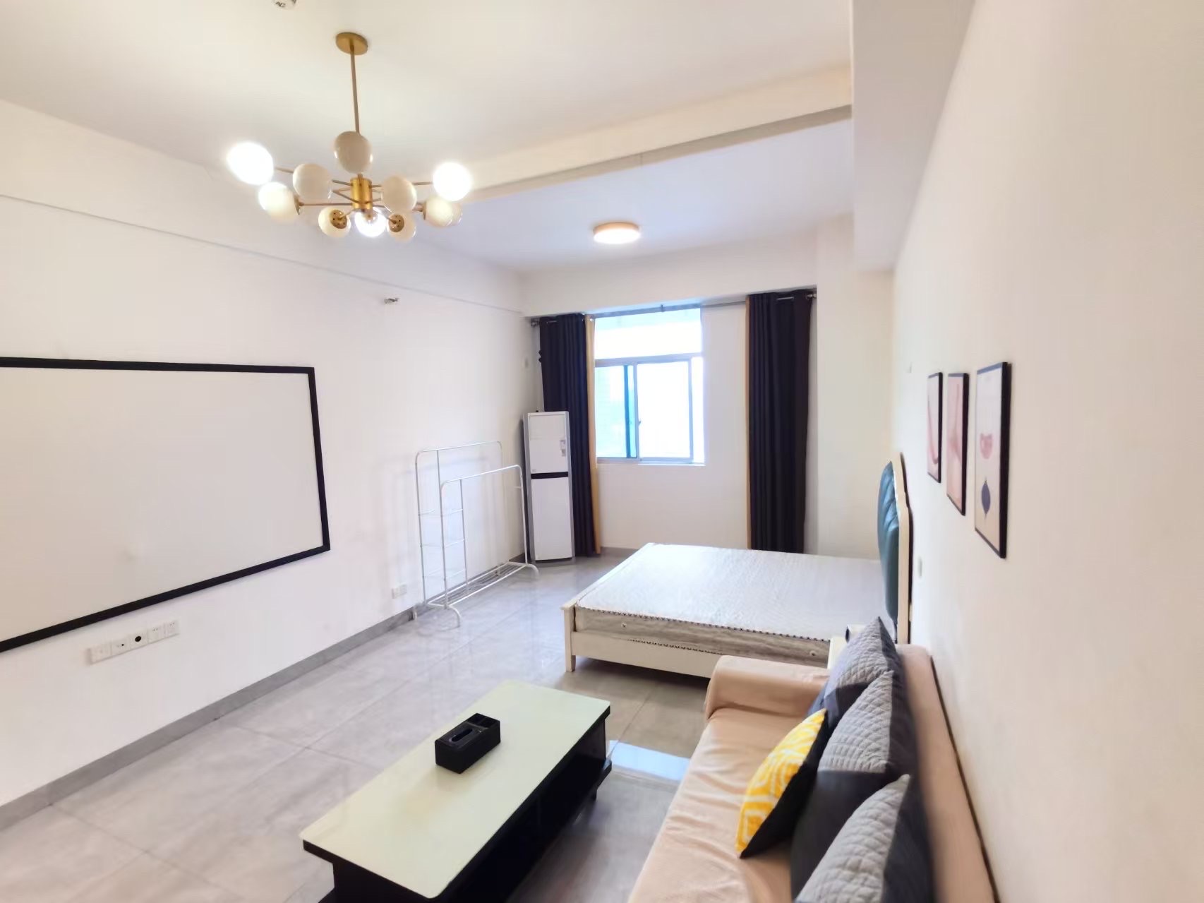 华南城市广场 1室1厅1卫 1500.0元/月 华南城市广场 1室1厅1卫 1500.0元/月室内图