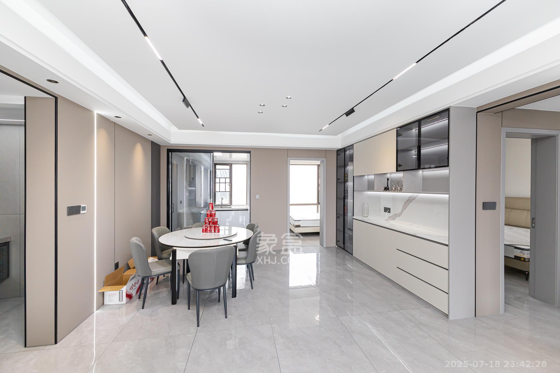 长高圆梦佳苑 3室2厅2卫 96.8万 长高圆梦佳苑 3室2厅2卫 96.8万客厅