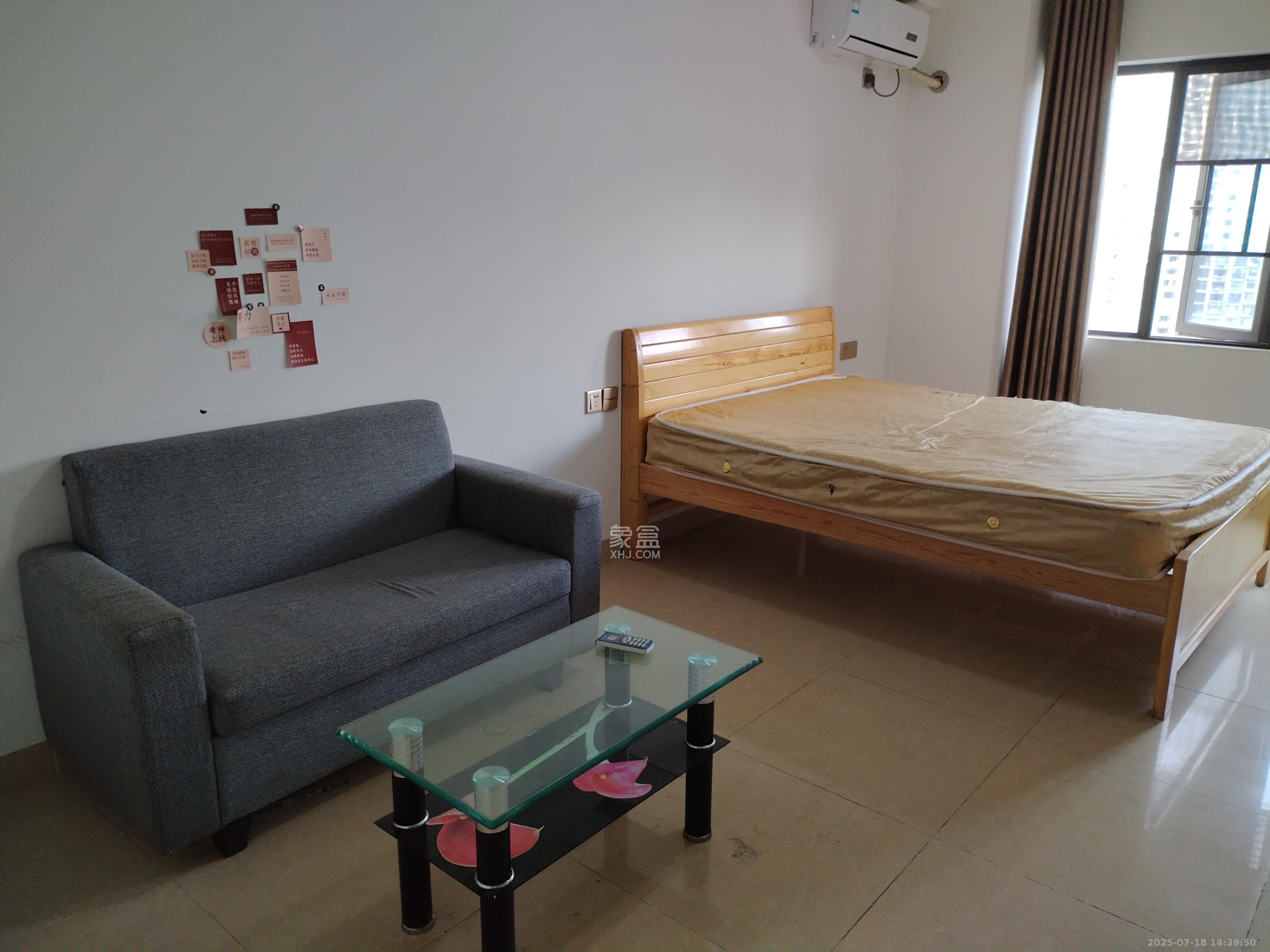 钰龙天下二期(钰龙佳园) 1室0厅1卫 1300.0元/月 钰龙天下二期(钰龙佳园) 1室0厅1卫 1300.0元/月室内图