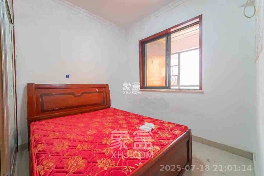 深业睿城 3室1厅1卫 1800.0元/月 深业睿城 3室1厅1卫 1800.0元/月室内图