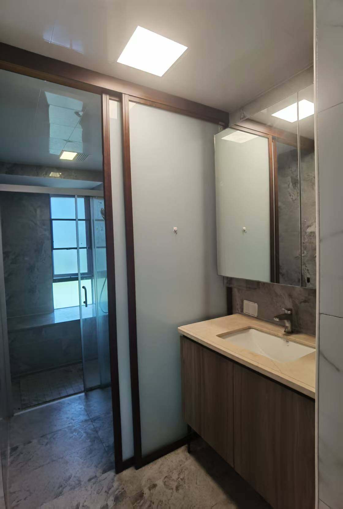 碧桂园剑桥郡  3室2厅2卫    3500.0元/月 碧桂园剑桥郡  3室2厅2卫    3500.0元/月室内图