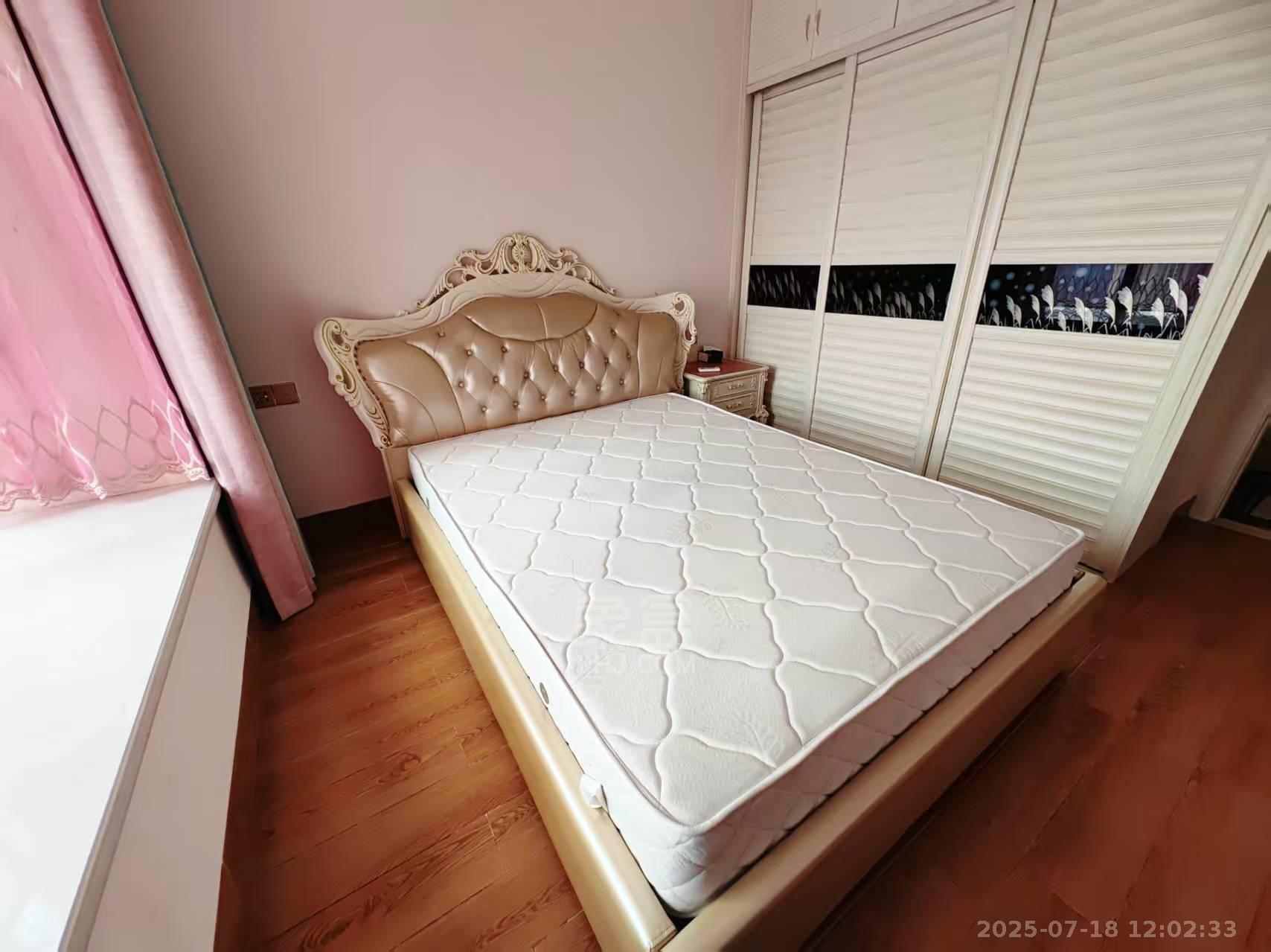 中建御山和苑 3室2厅2卫 3500.0元/月 中建御山和苑 3室2厅2卫 3500.0元/月室内图