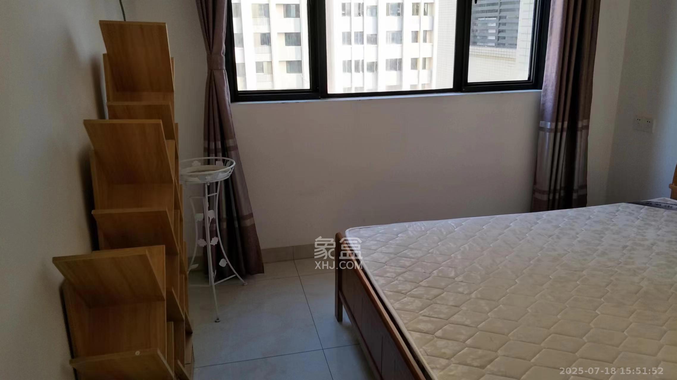 长房半岛蓝湾(观山月)  2室1厅1卫    1700.0元/月 长房半岛蓝湾(观山月)  2室1厅1卫    1700.0元/月室内图