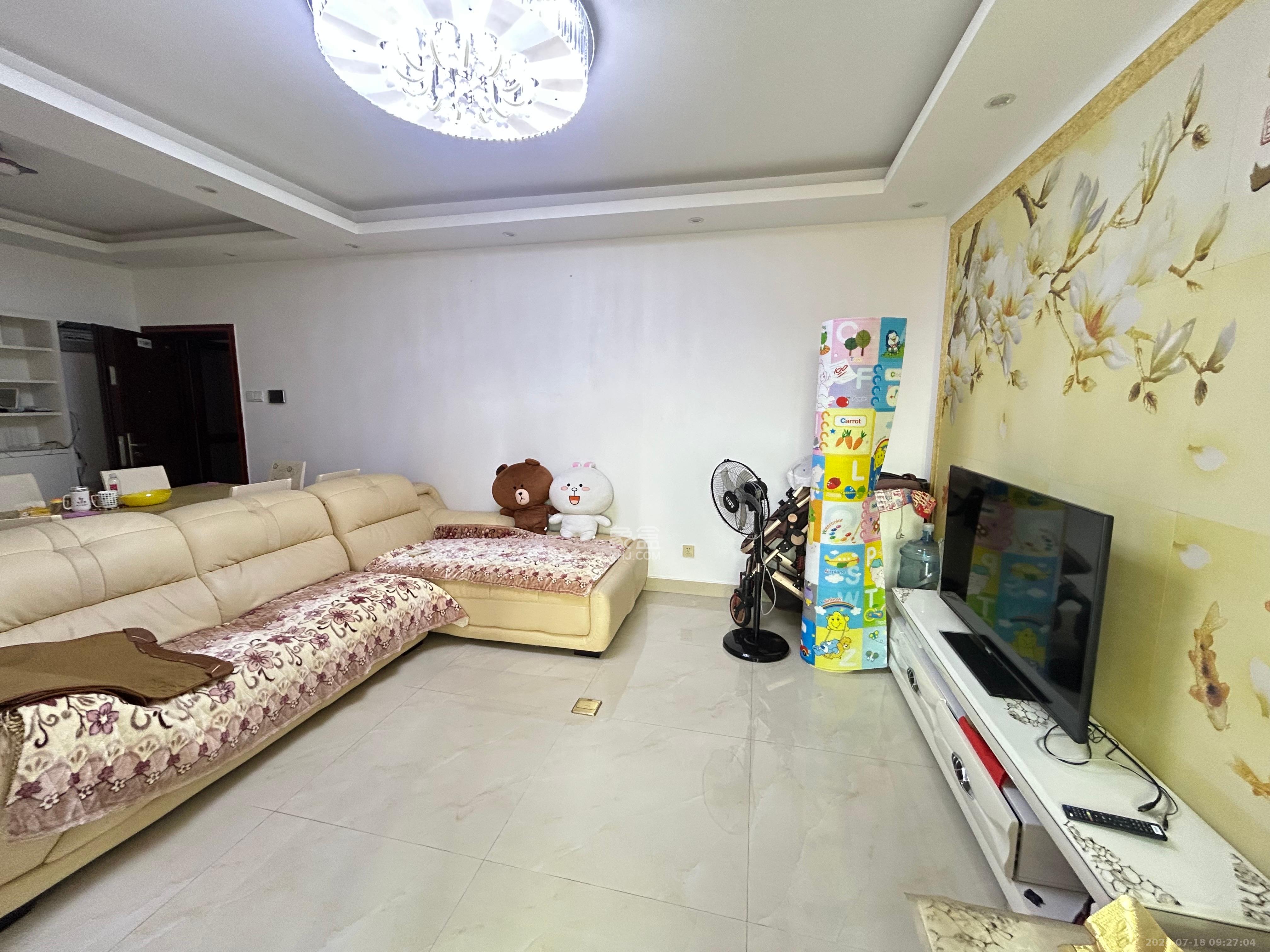 怡海星城 3室2厅2卫 2200.0元/月 怡海星城 3室2厅2卫 2200.0元/月室内图