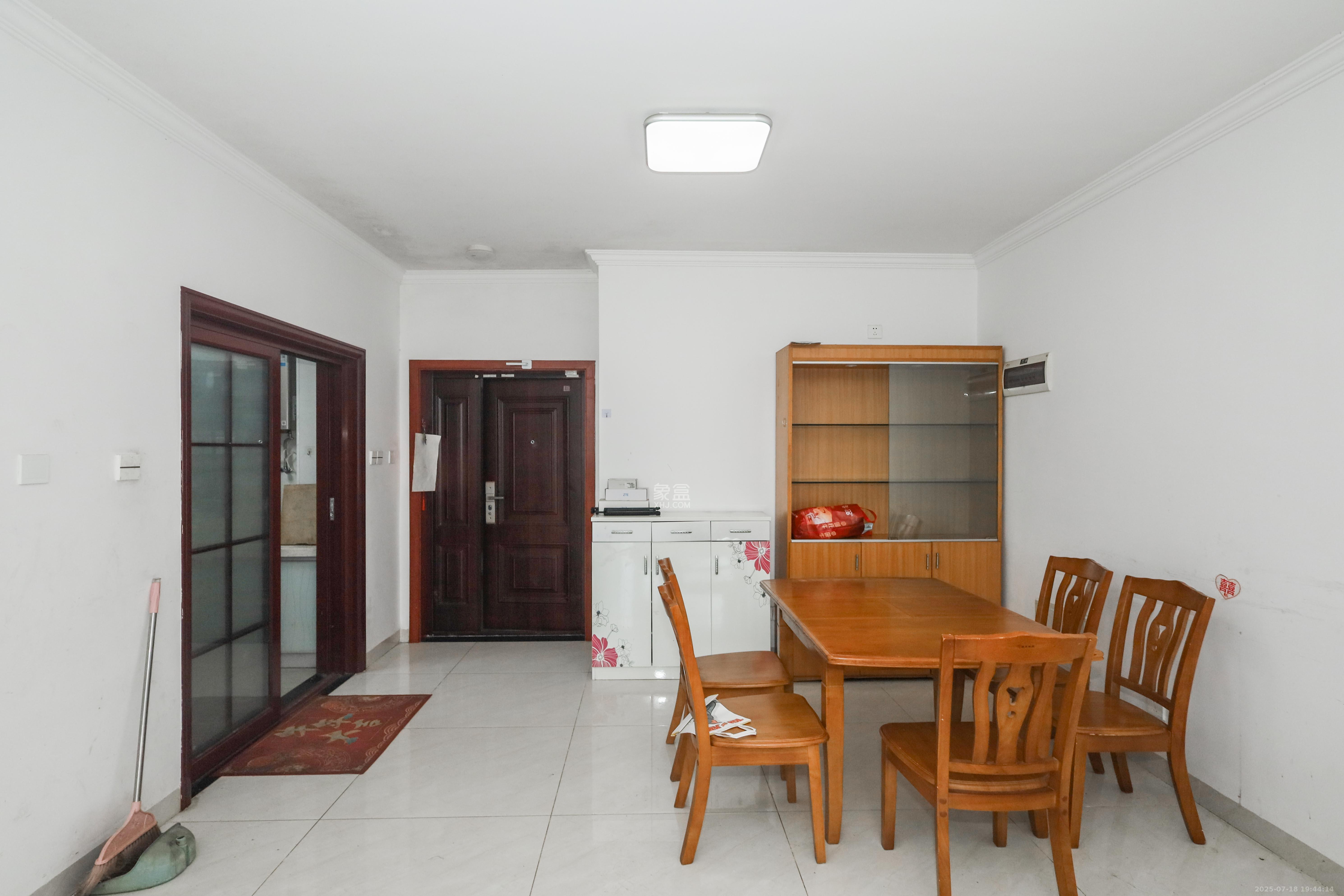 枫林雅苑（雷锋机电市场二期）  1室1厅1卫    1900.0元/月户型图