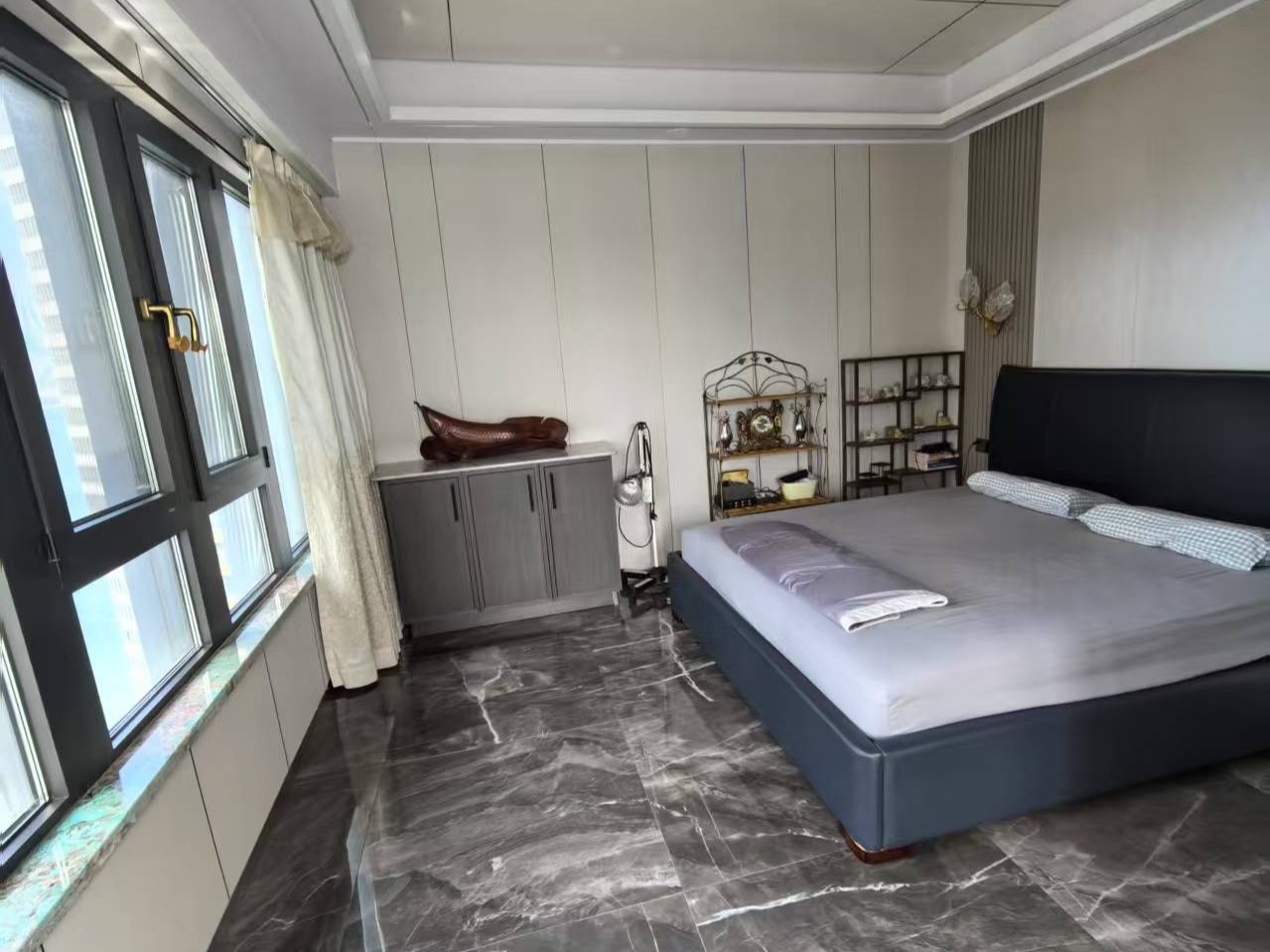 保利中央海岸四期(淳境、淳域) 4室2厅2卫 23000.0元/月 保利中央海岸四期(淳境、淳域) 4室2厅2卫 23000.0元/月室内图