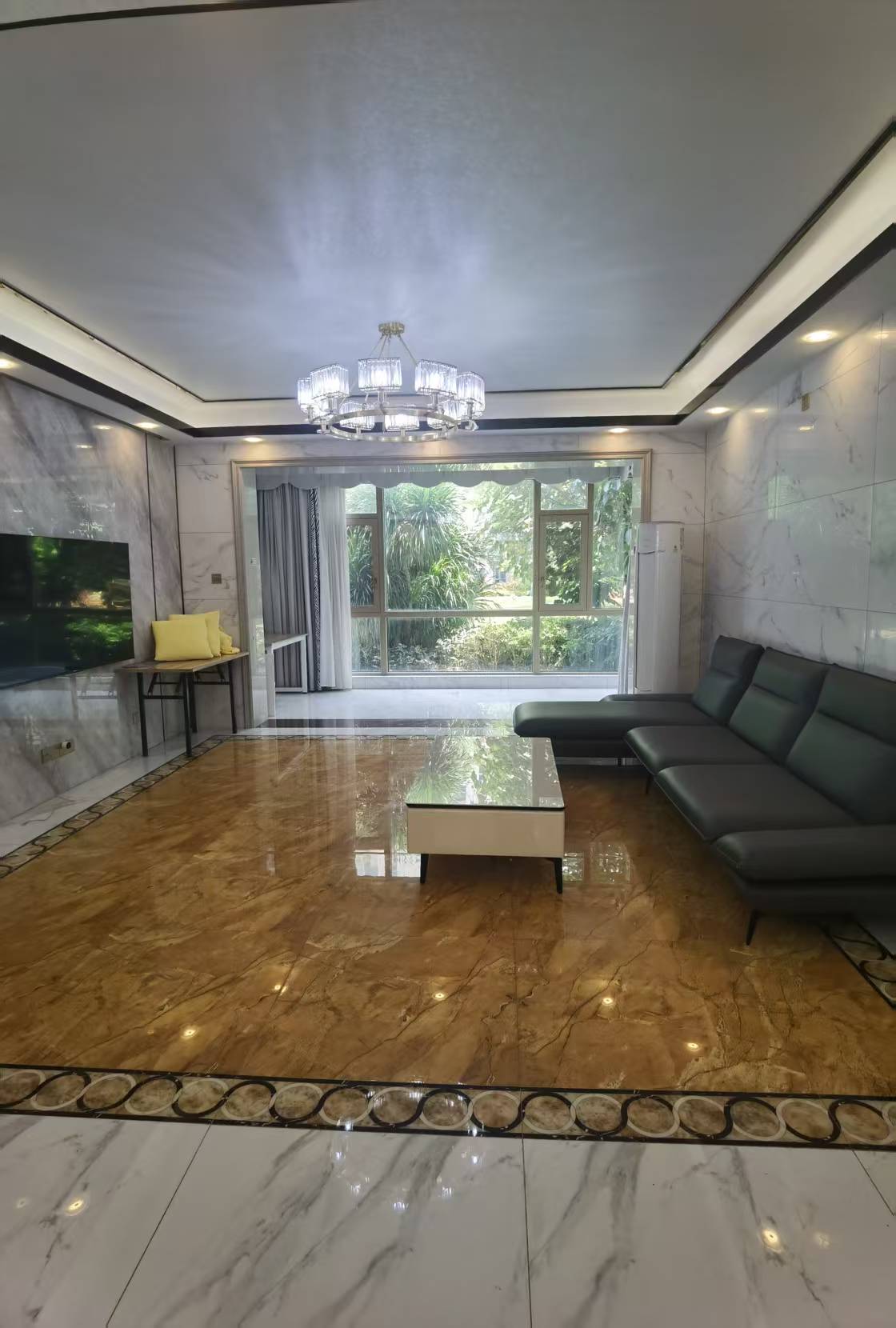 碧桂园剑桥郡  3室2厅2卫    3500.0元/月 碧桂园剑桥郡  3室2厅2卫    3500.0元/月室内图