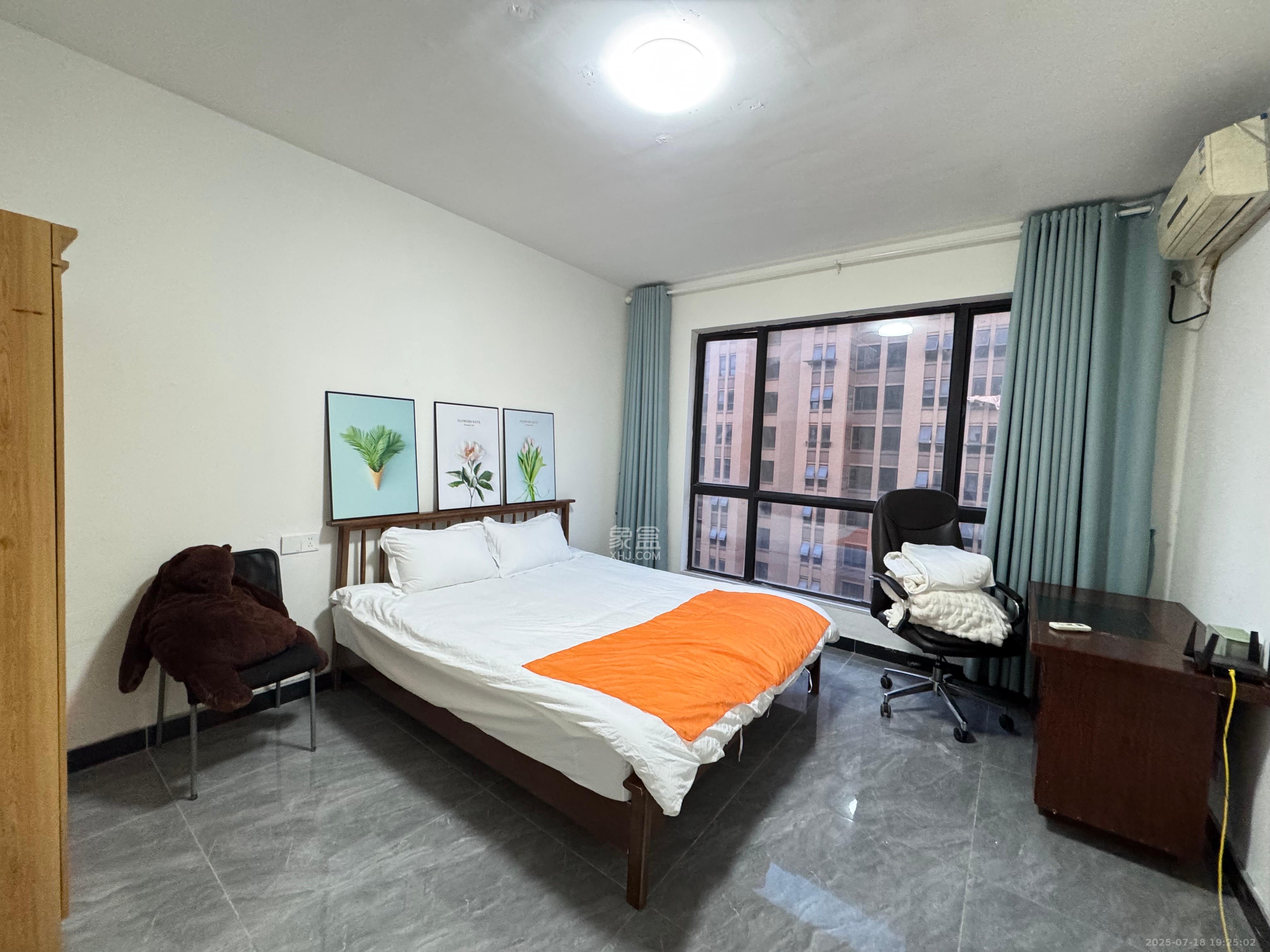 康斯丹郡（融程领秀佳园）  3室1厅1卫    2100.0元/月室内图