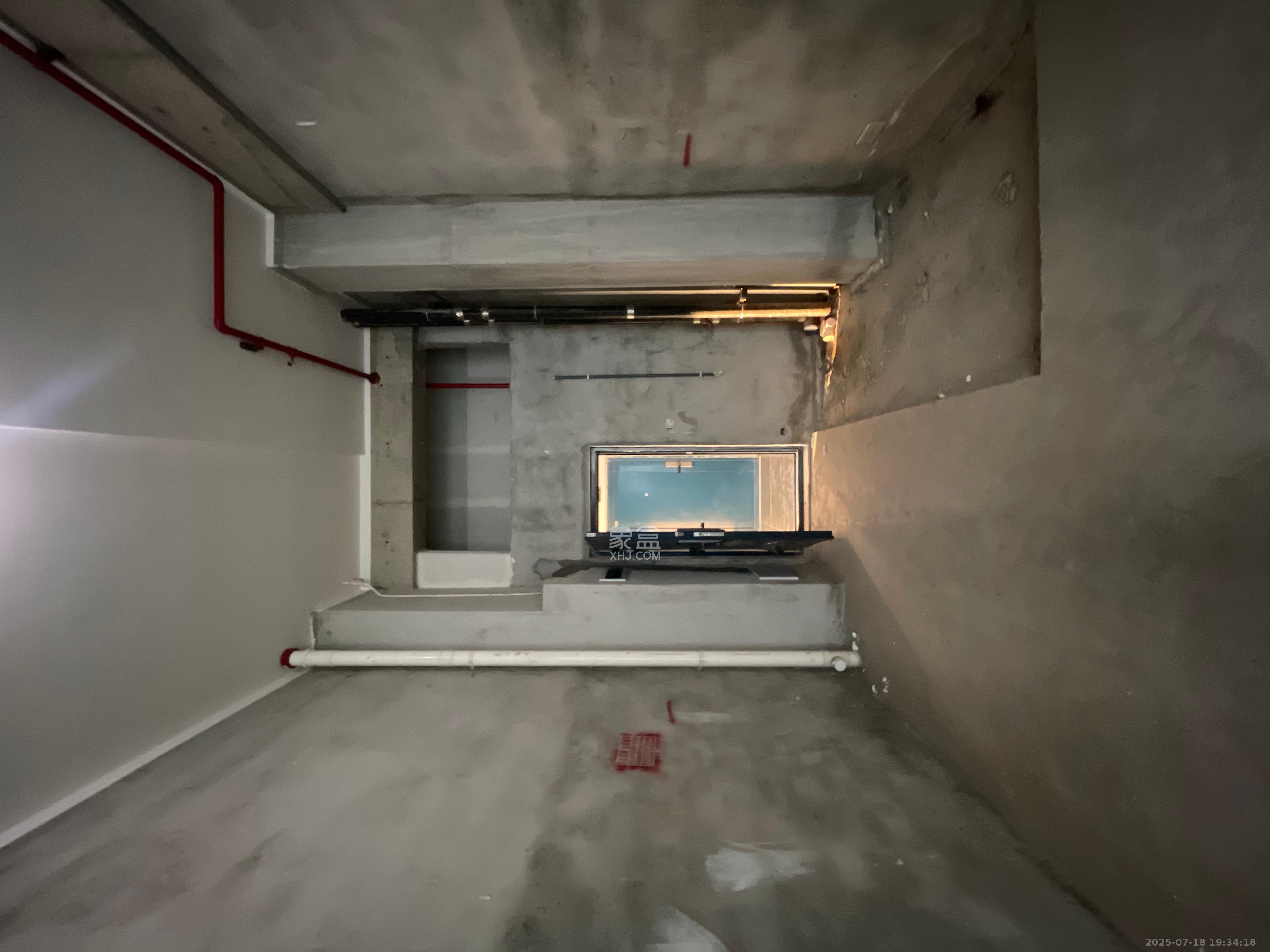 绿地V岛  1室1厅1卫    1100.0元/月 绿地V岛  1室1厅1卫    1100.0元/月室内图