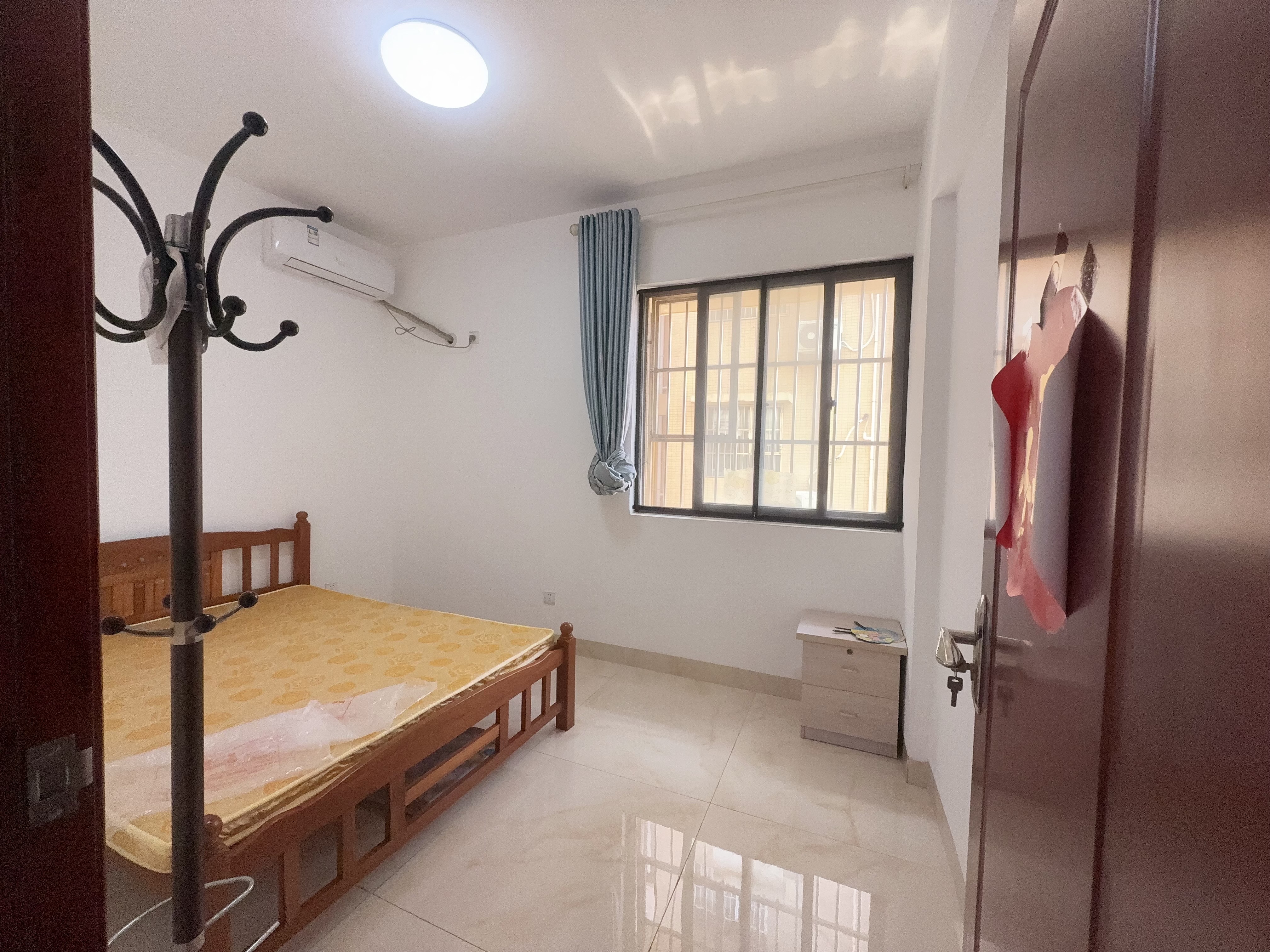 枫林雅郡 2室2厅1卫 2500.0元/月 枫林雅郡 2室2厅1卫 2500.0元/月室内图