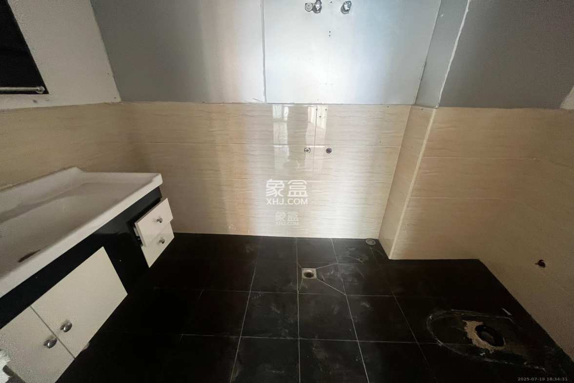 北辰定江洋  4室2厅2卫    8000.0元/月 北辰定江洋  4室2厅2卫    8000.0元/月室内图