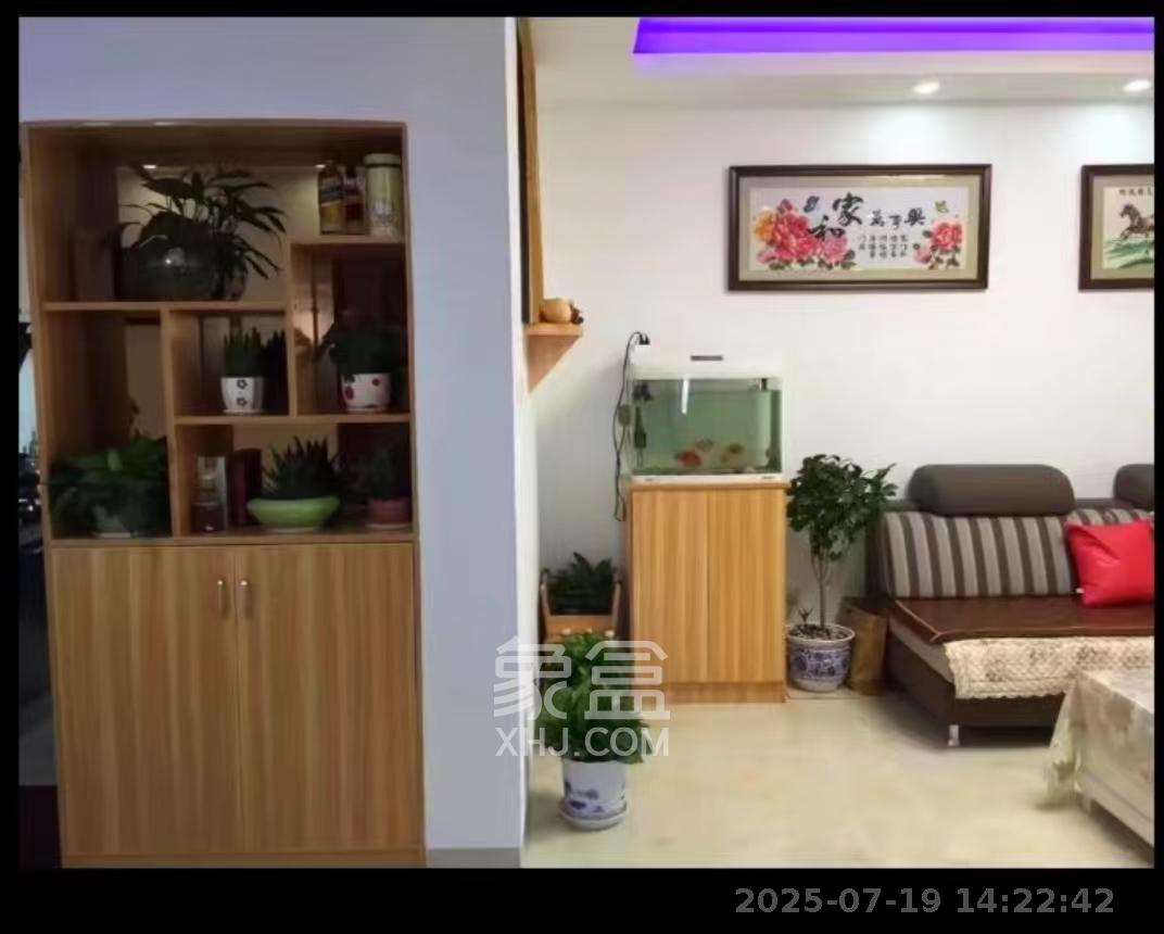 润和紫郡一期  2室2厅1卫   1700.00元/月室内图