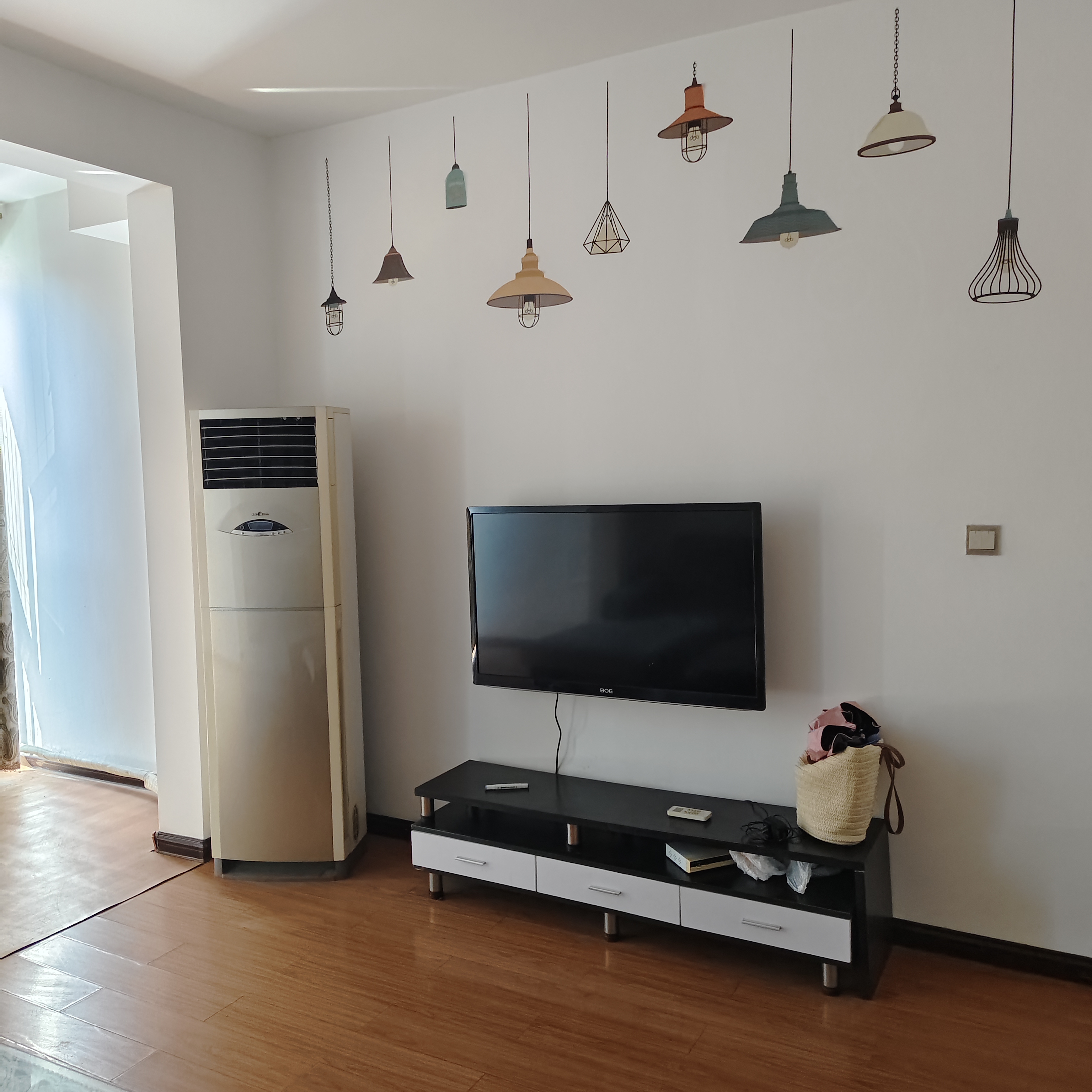 华新苑 3室2厅2卫 2000.0元/月 华新苑 3室2厅2卫 2000.0元/月室内图