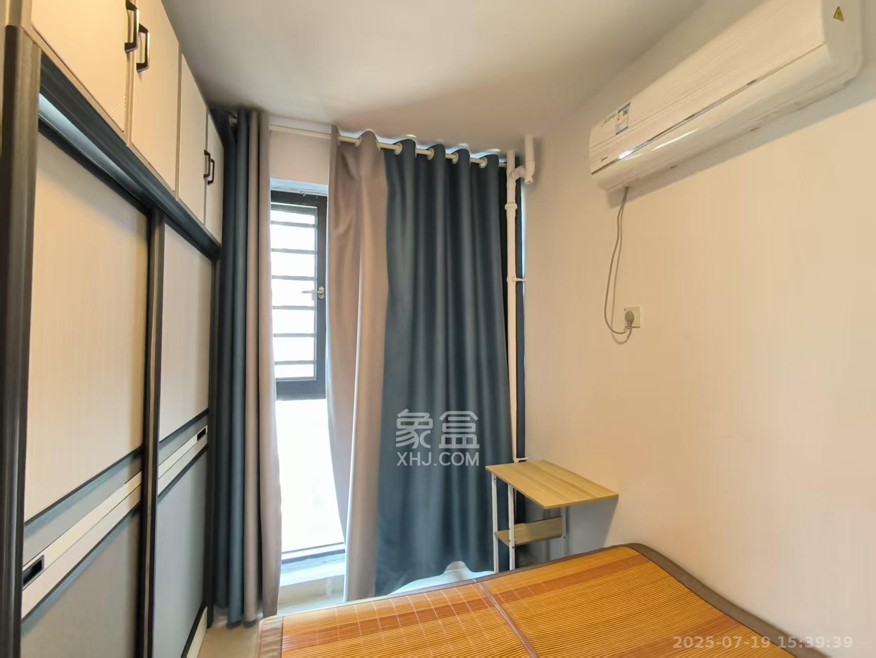 恒大书香门第 3室2厅2卫 1600.0元/月 恒大书香门第 3室2厅2卫 1600.0元/月室内图