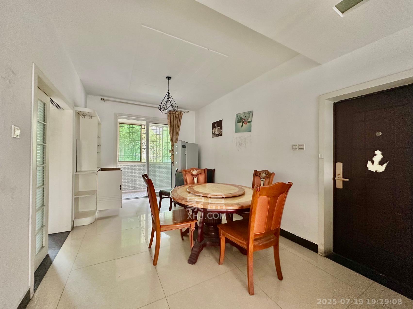 金星景园  4室2厅2卫    2600.0元/月 金星景园  4室2厅2卫    2600.0元/月室内图