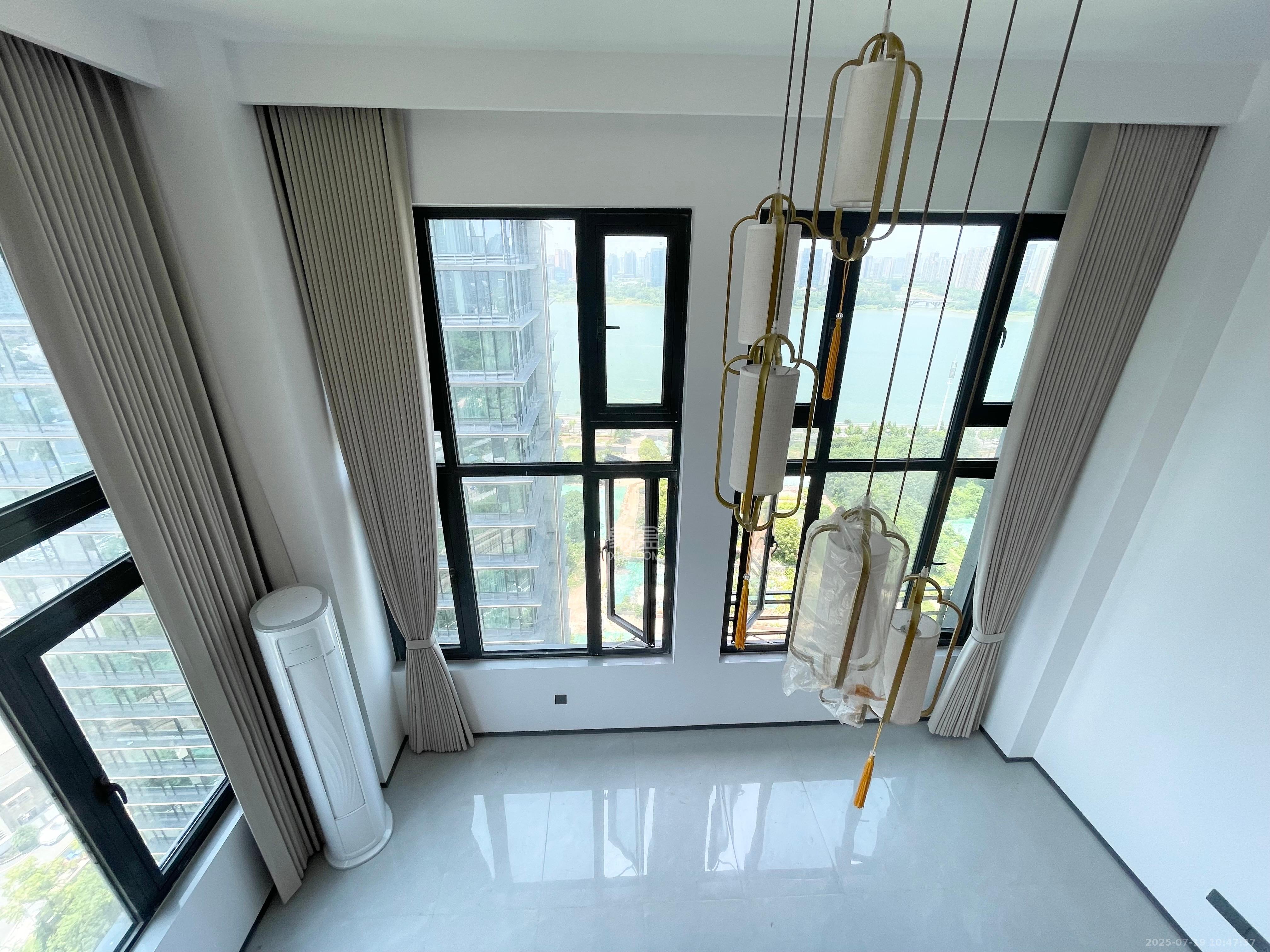 万科紫台  1室1厅1卫    3300.0元/月 万科紫台  1室1厅1卫    3300.0元/月室内图