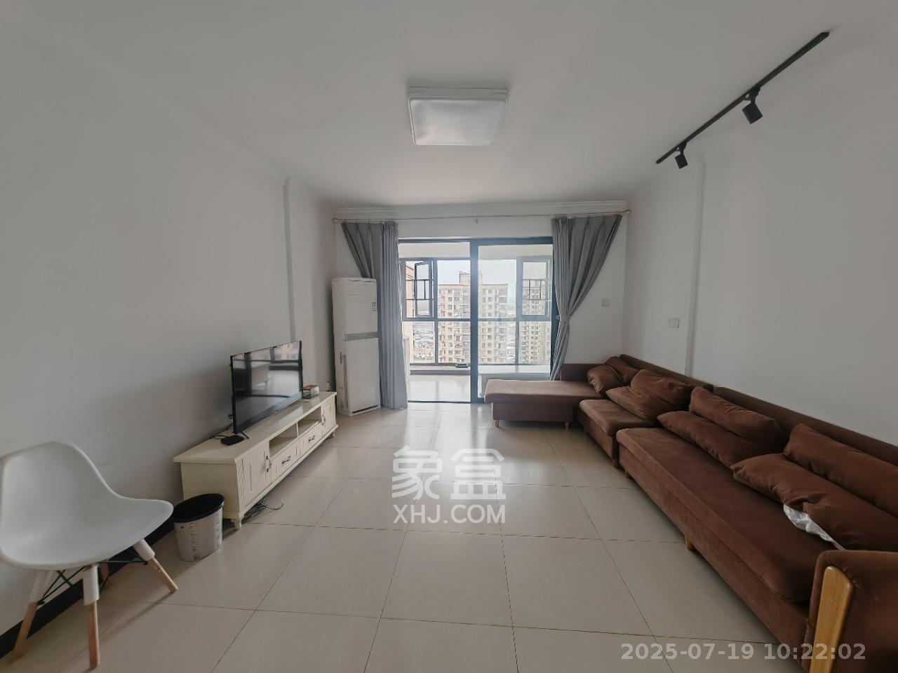 中建嘉和城  4室2厅2卫    2700.0元/月 中建嘉和城  4室2厅2卫    2700.0元/月