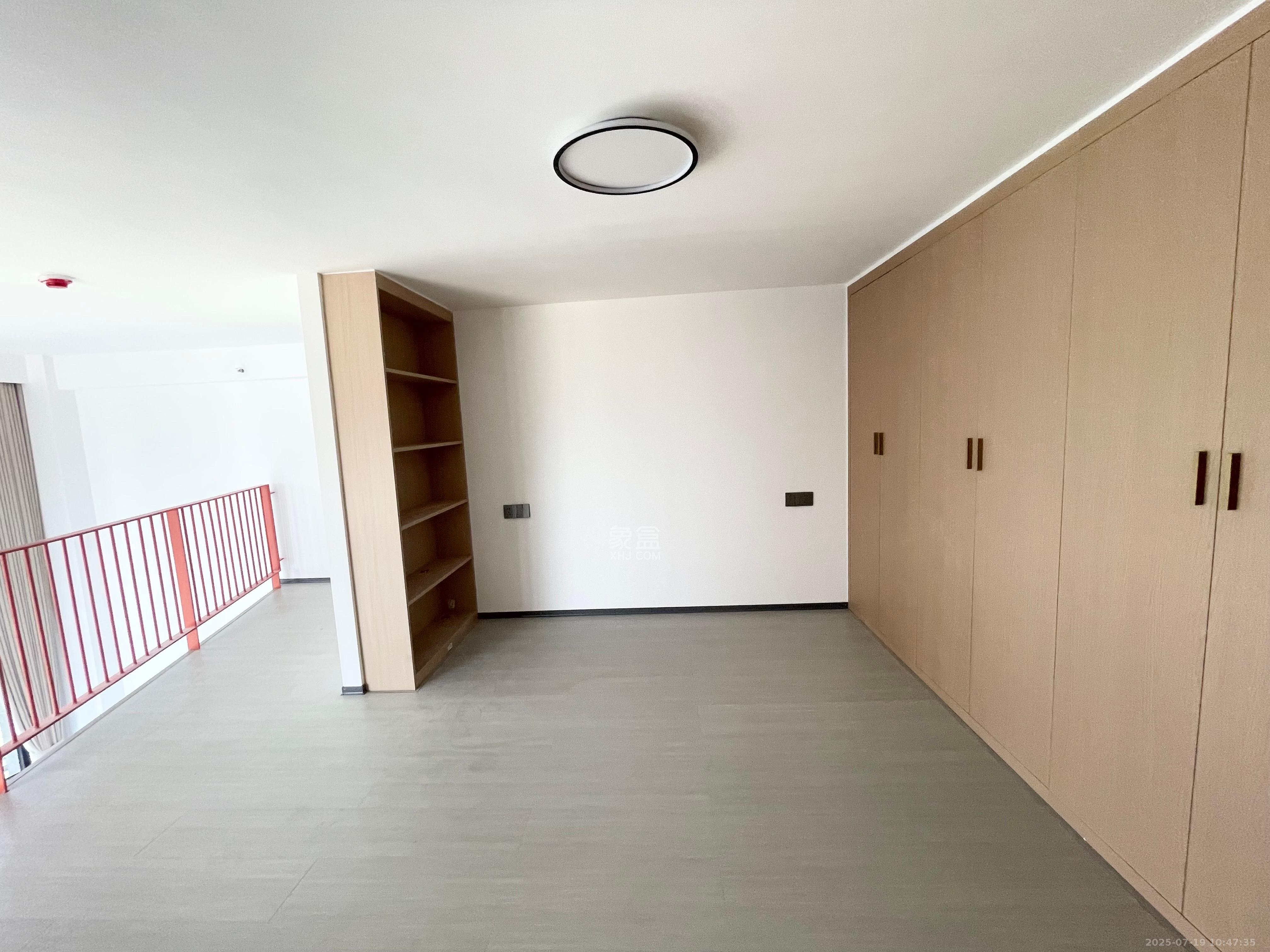 万科紫台  1室1厅1卫    3300.0元/月 万科紫台  1室1厅1卫    3300.0元/月室内图