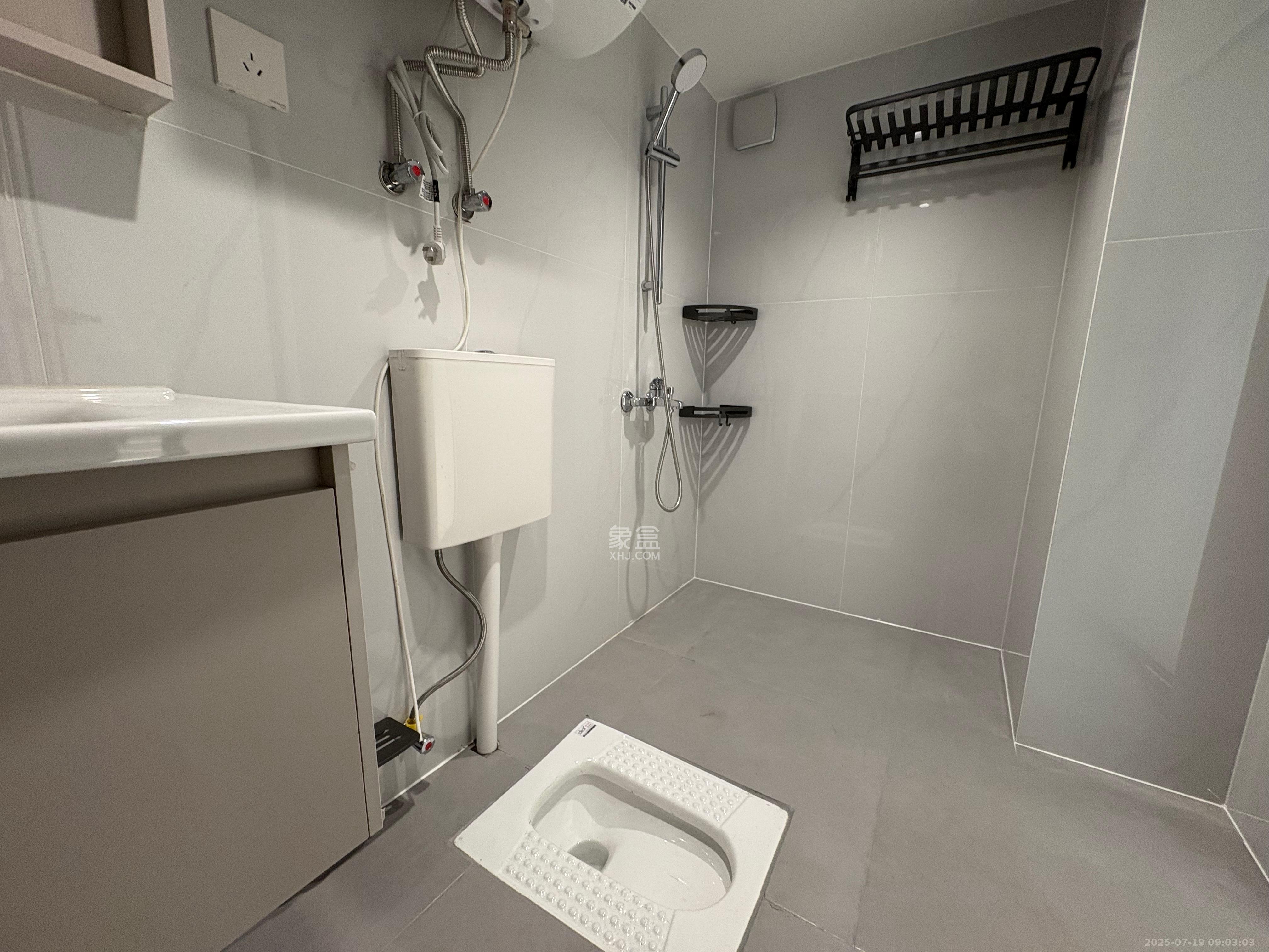 建发养云  1室0厅0卫   3300.00元/月室内图