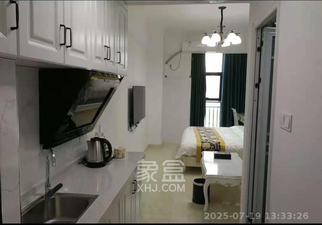 东盈商业广场（华泉城市广场）  1室1厅1卫    1600.0元/月室内图1