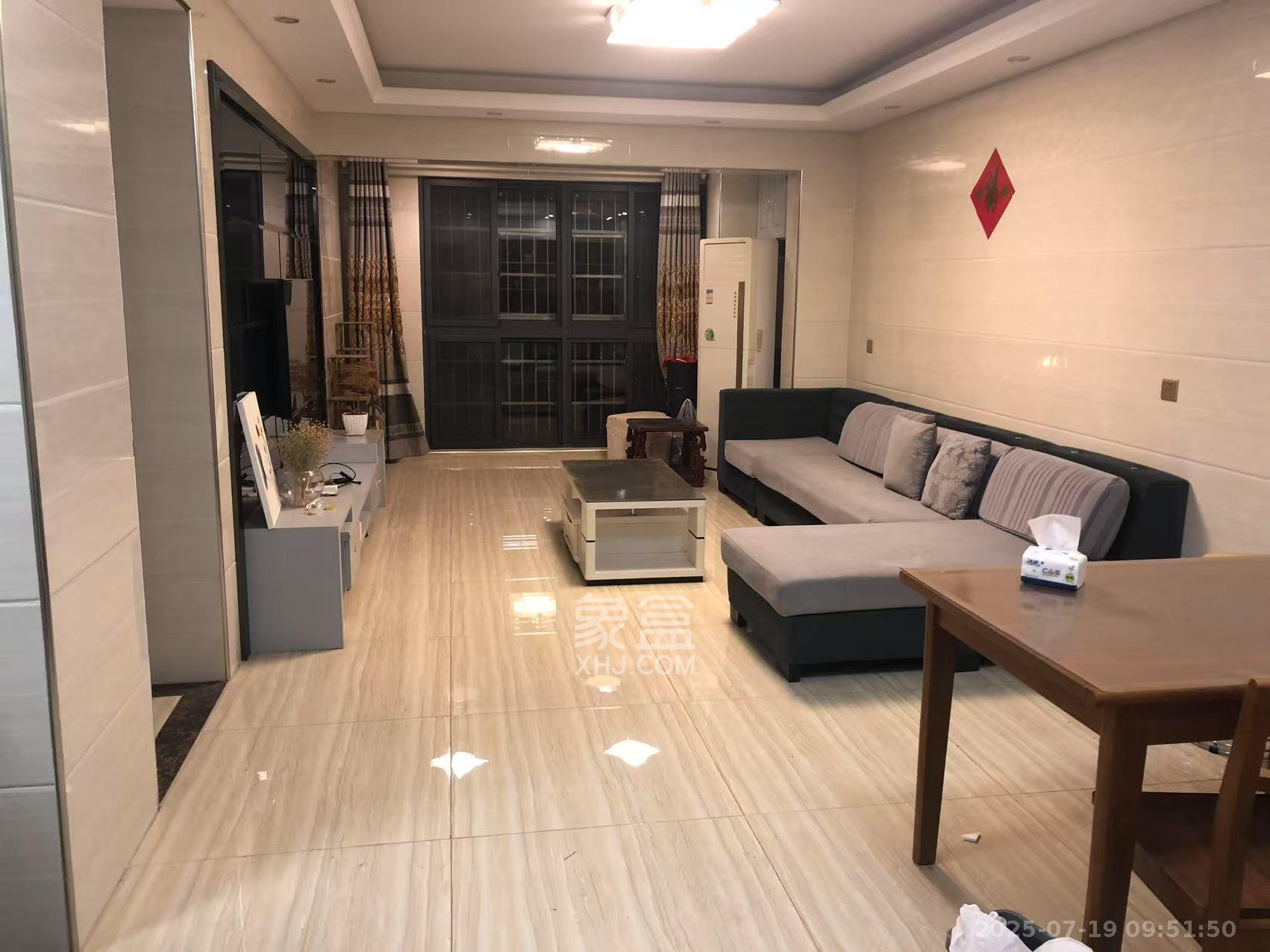 东业上城嘉苑(晟悦国际) 3室2厅1卫 2300.0元/月 东业上城嘉苑(晟悦国际) 3室2厅1卫 2300.0元/月室内图